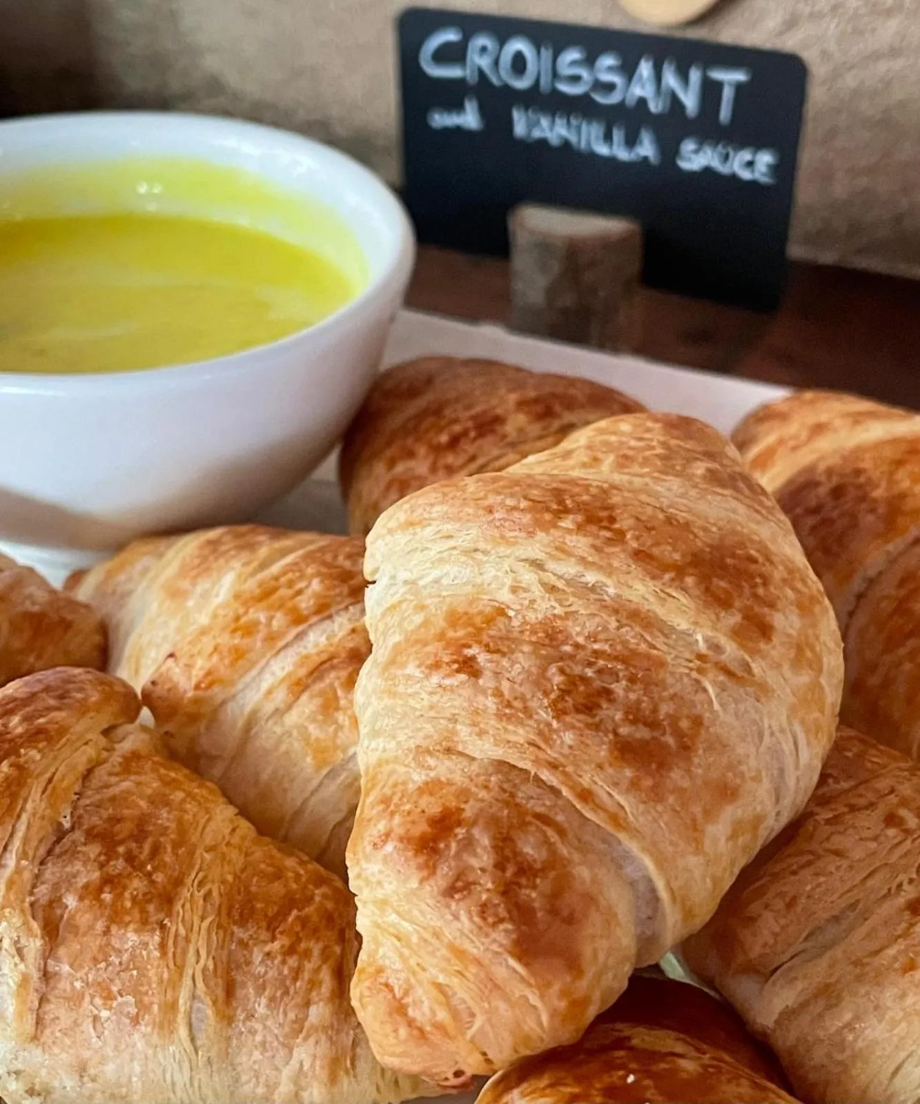 Breakfast in Lapili Residence