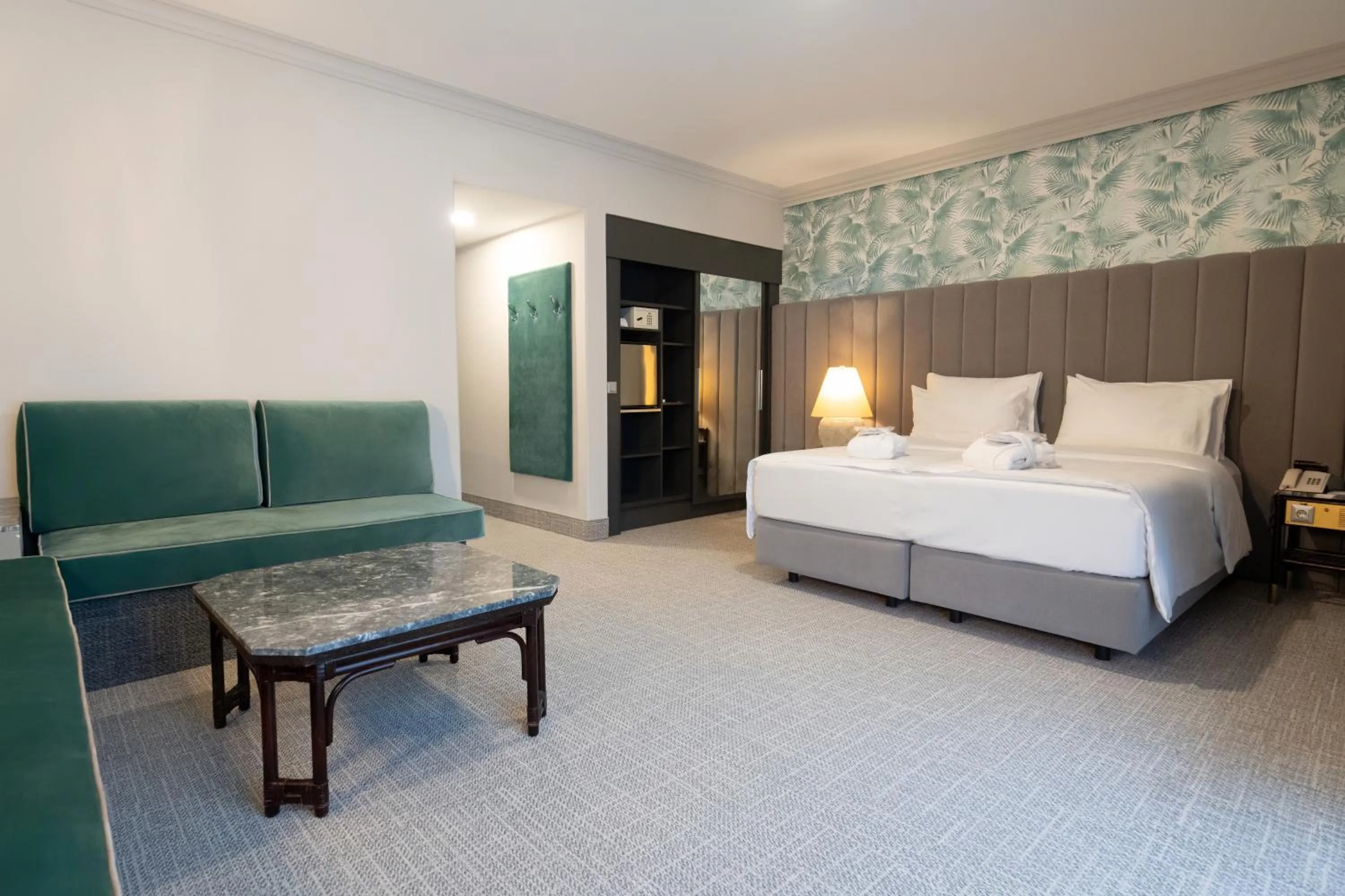 Bed in Eventhotel Pyramide