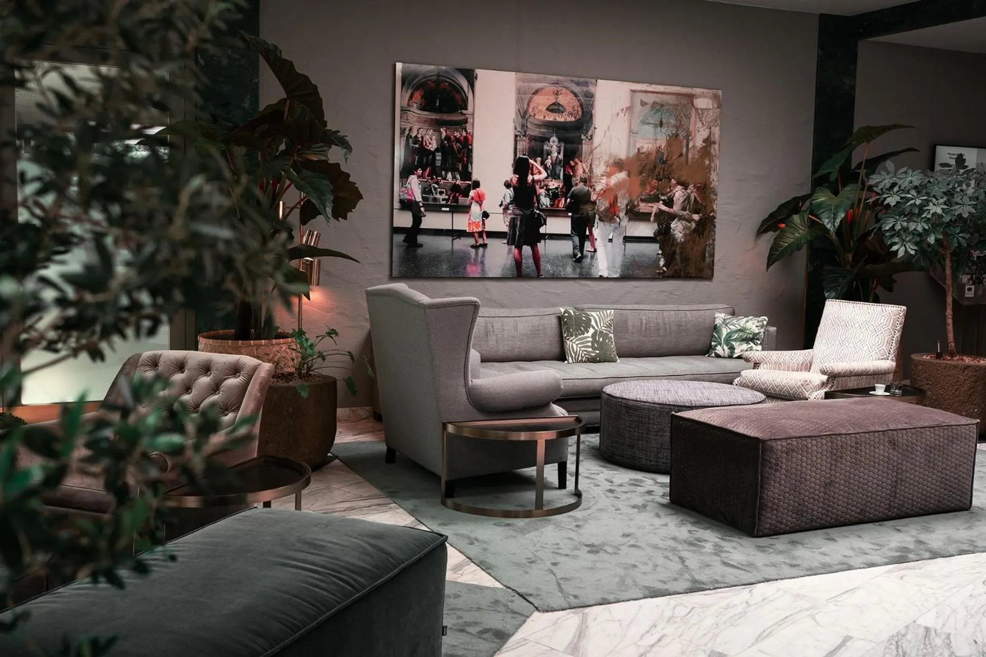 Lobby or reception in Eventhotel Pyramide