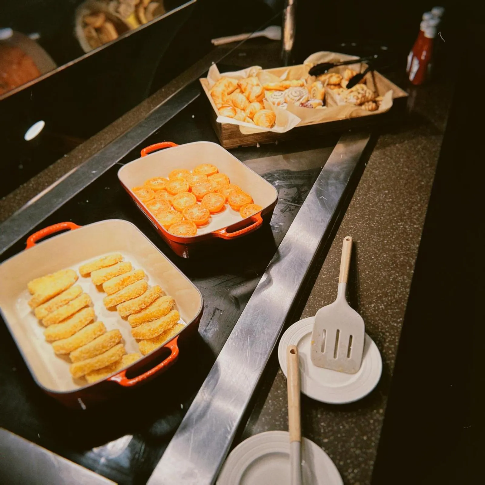 Breakfast in The Oakwood Hotel