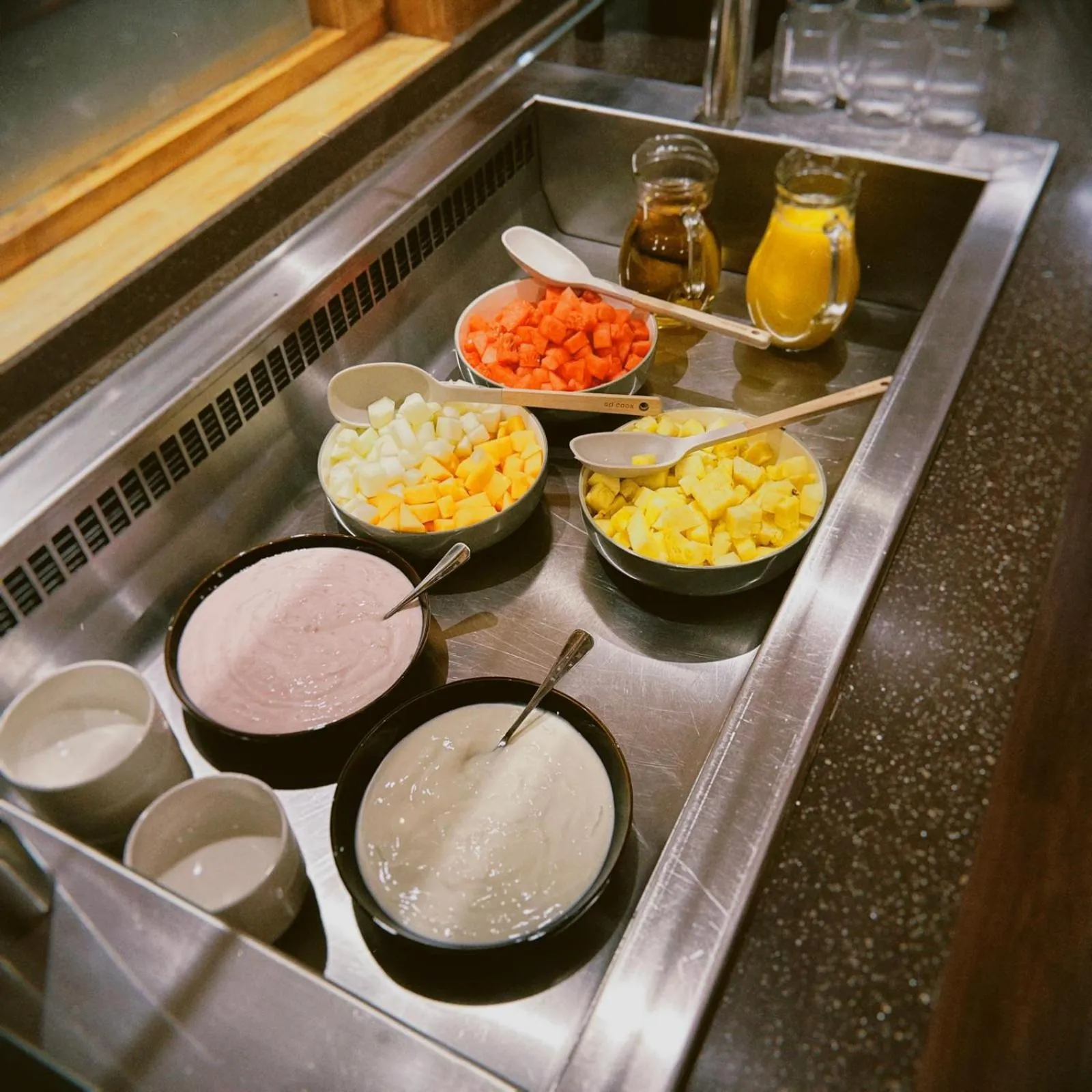 Breakfast in The Oakwood Hotel