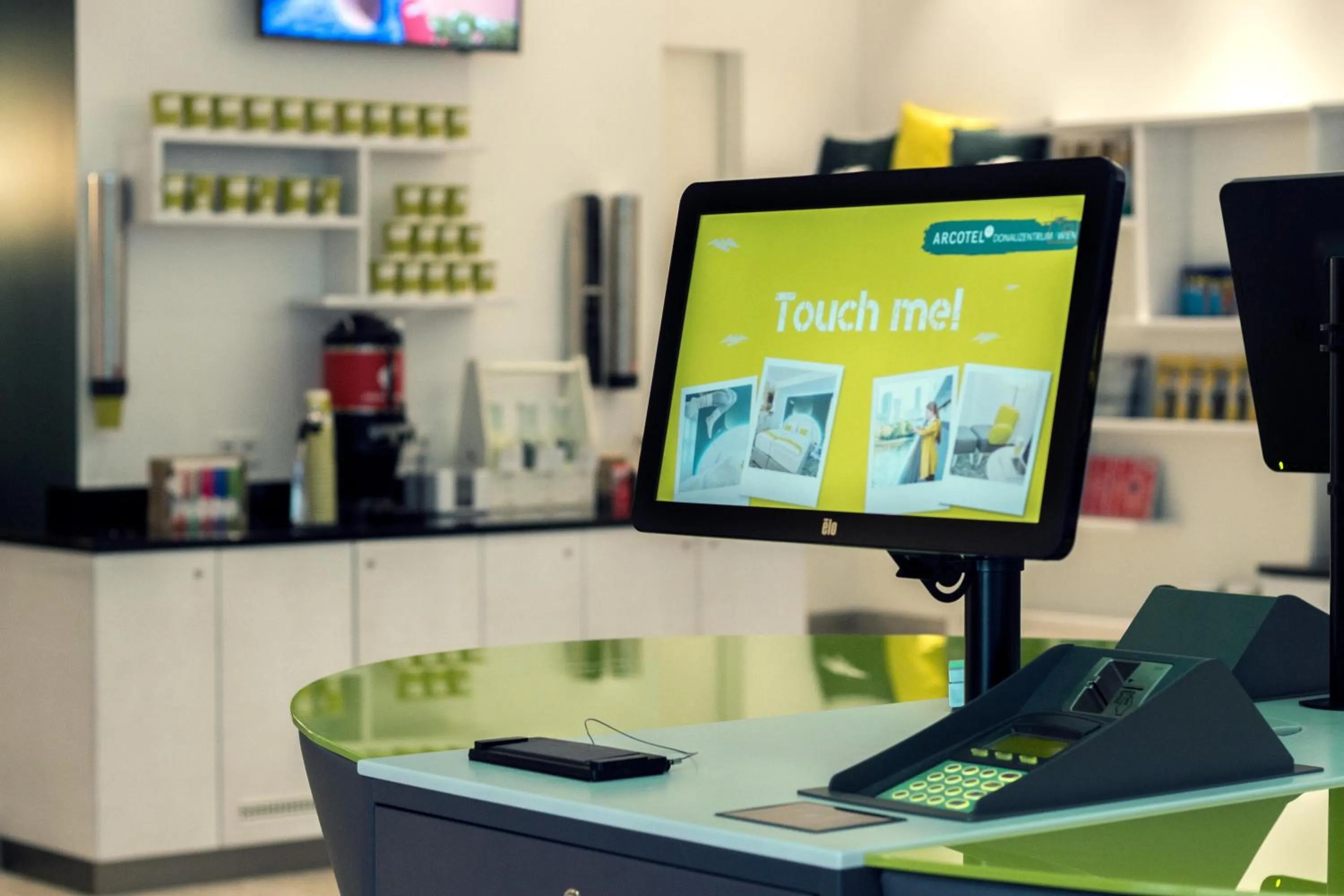 Food and drinks in ARCOTEL Donauzentrum Wien