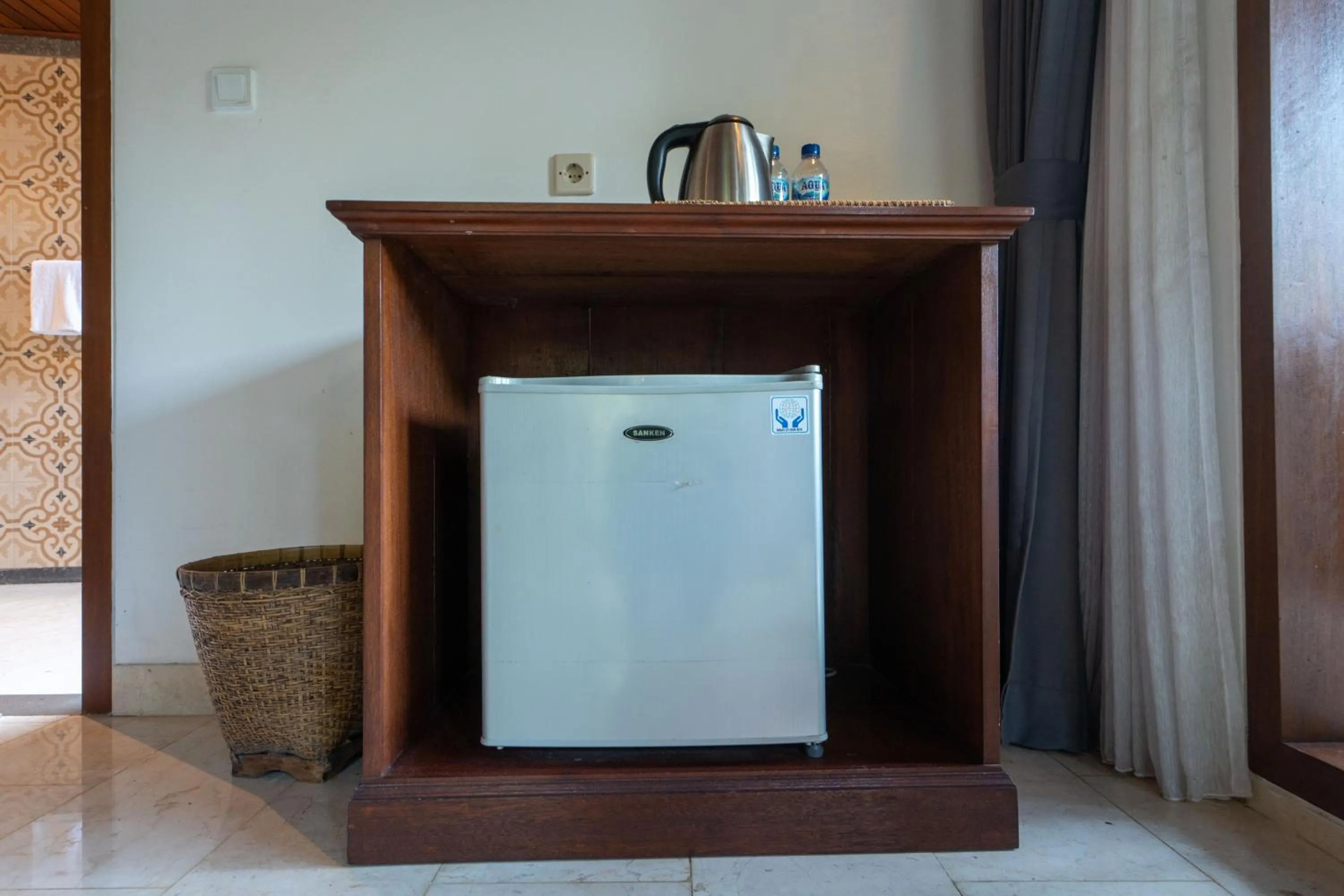 minibar in Sebatu Tulen Villa
