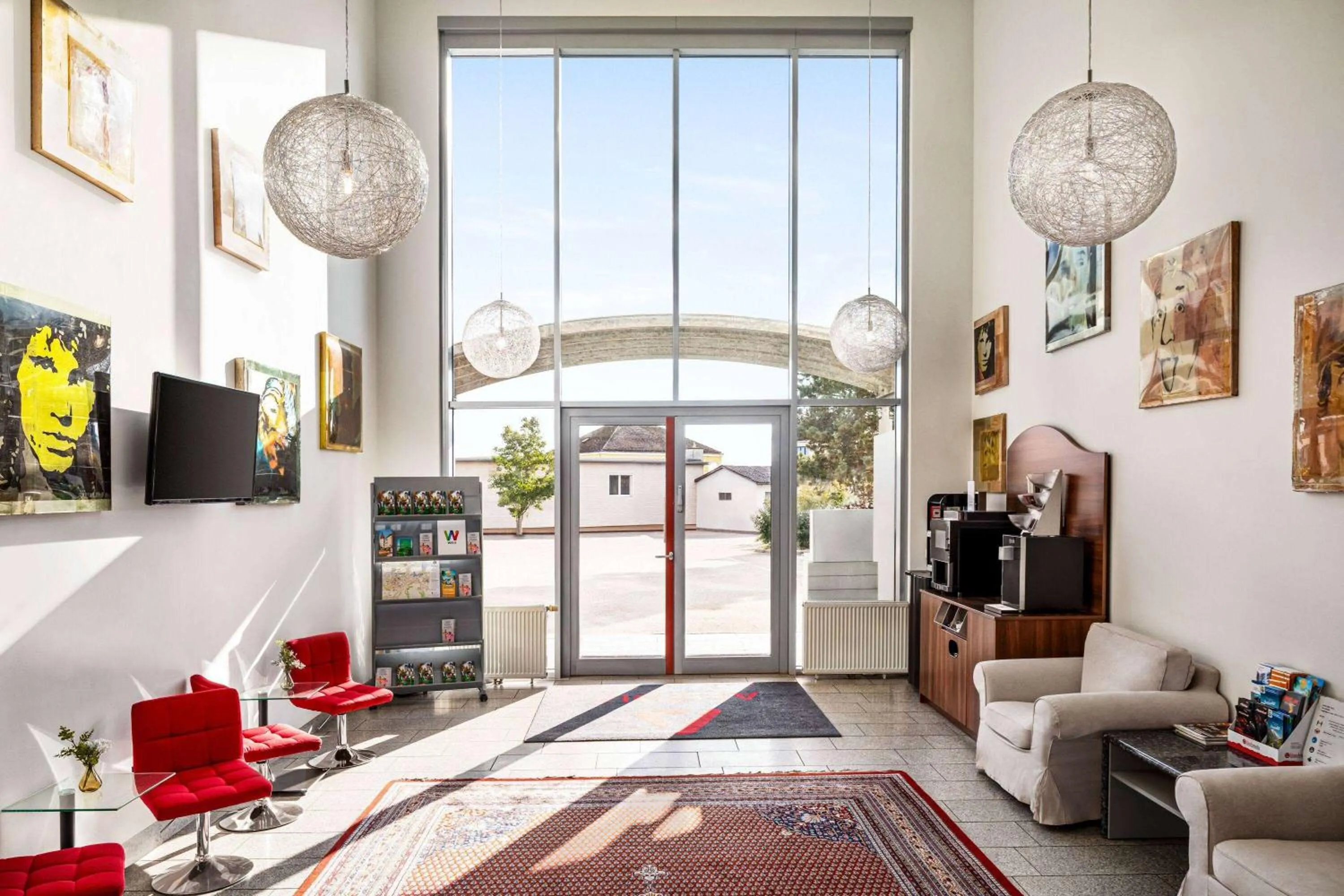 Lobby or reception in Amedia Express Sattledt, Trademark Collection by Wyndham