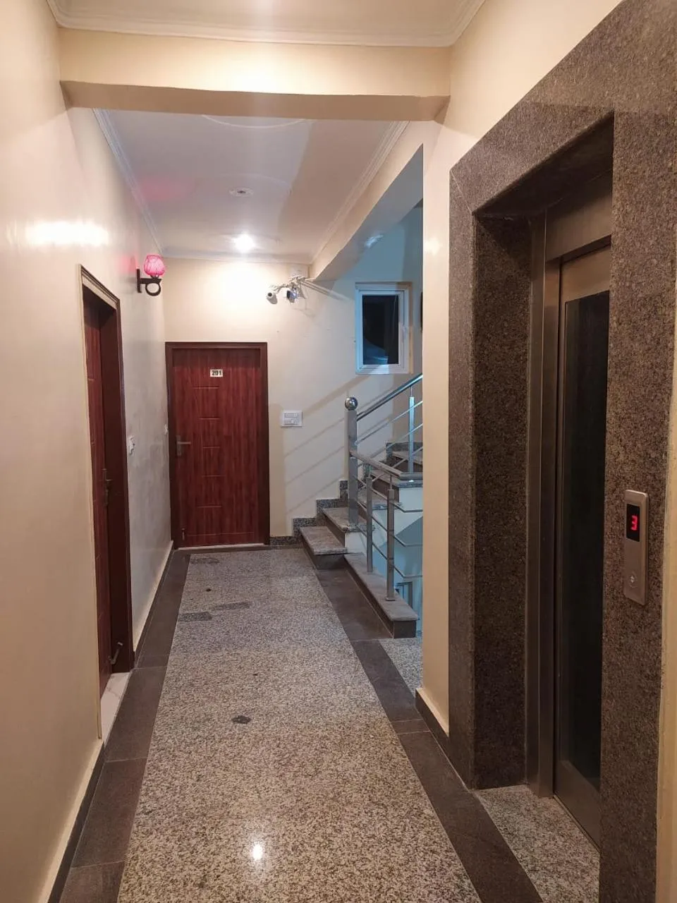 Lobby or reception in Hotel The Shivaay - Delight Inn Rishikesh