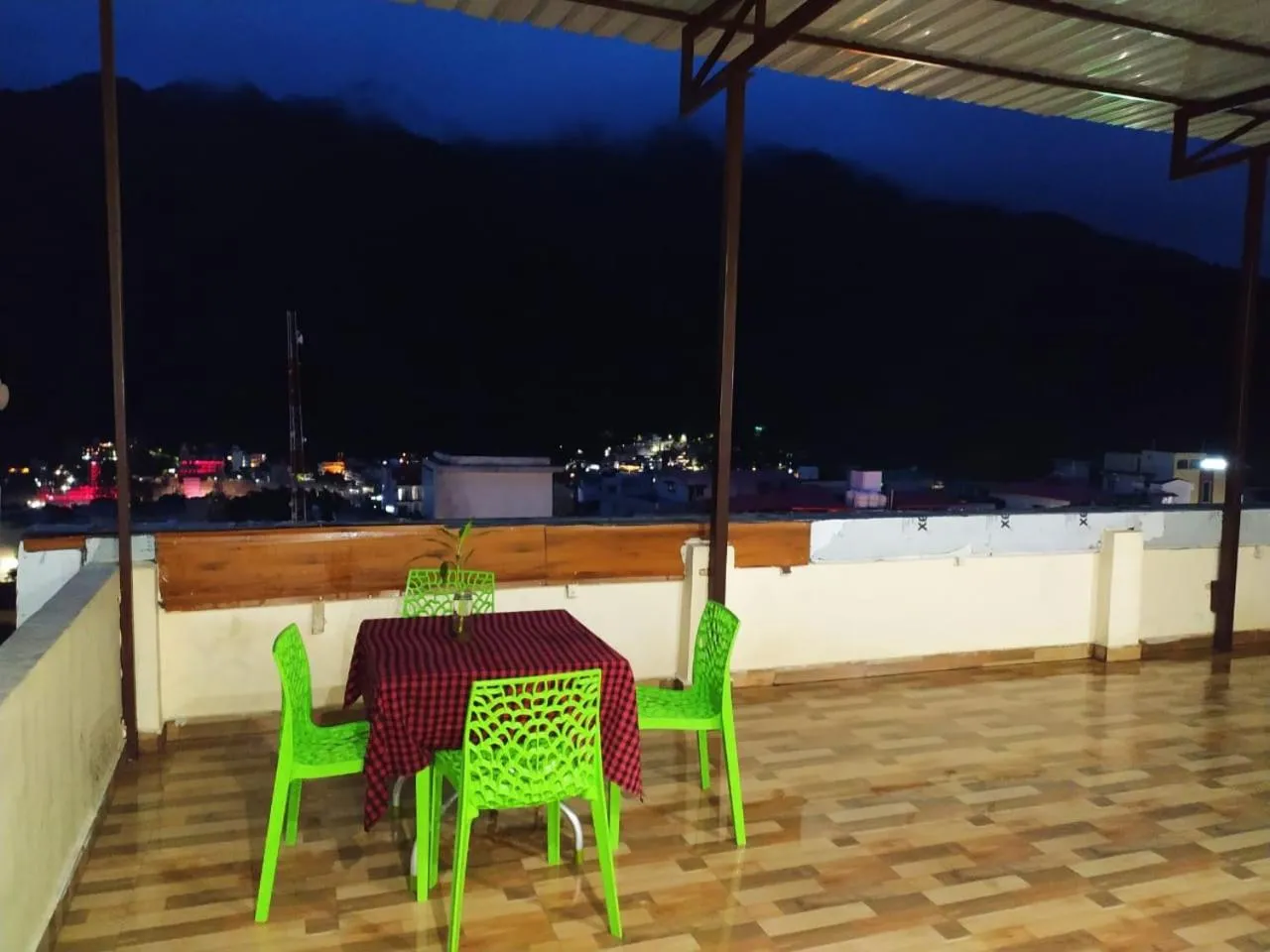 Property building in Hotel The Shivaay - Delight Inn Rishikesh