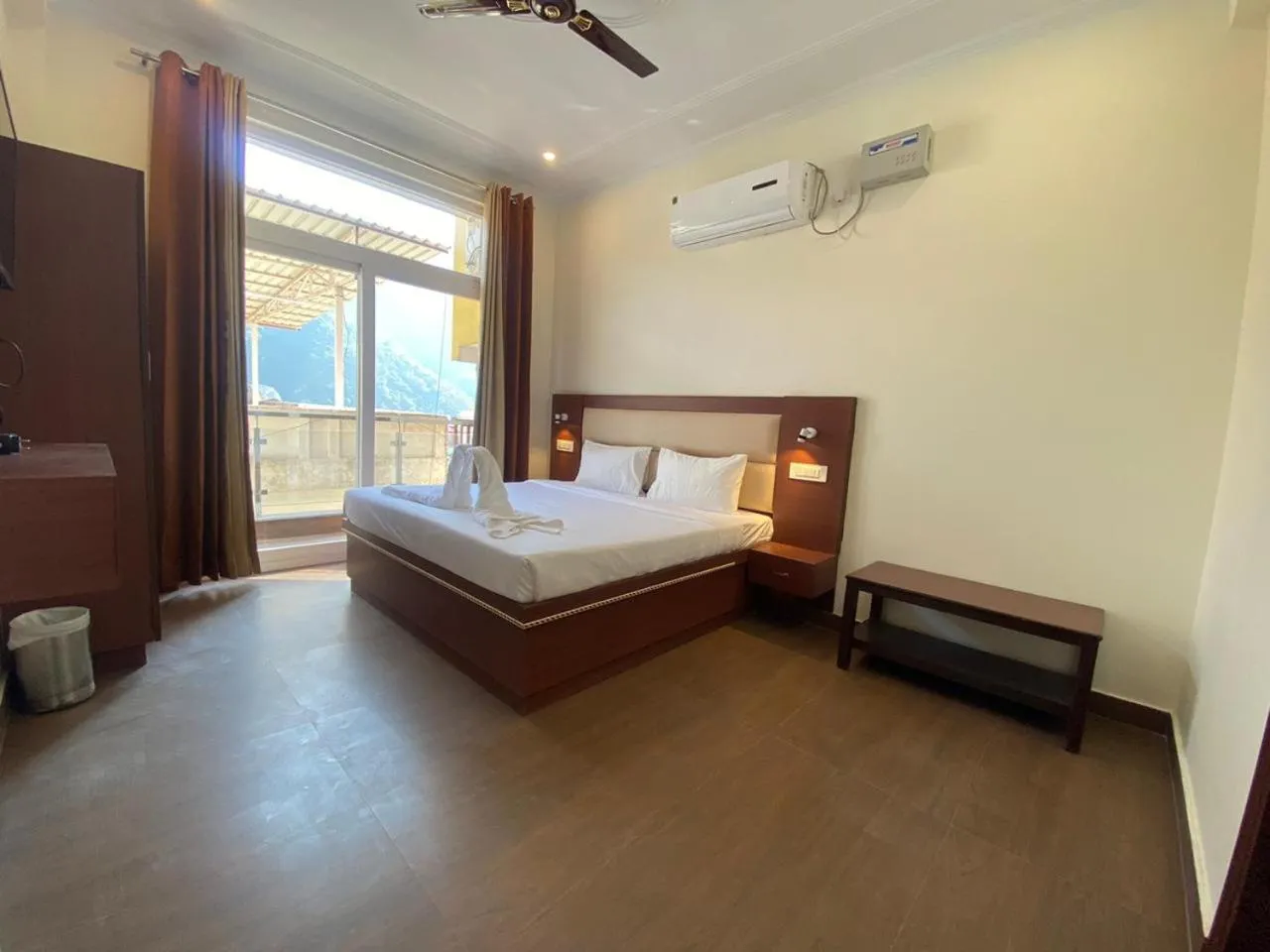 Photo of the whole room, Bed in Hotel The Shivaay - Delight Inn Rishikesh