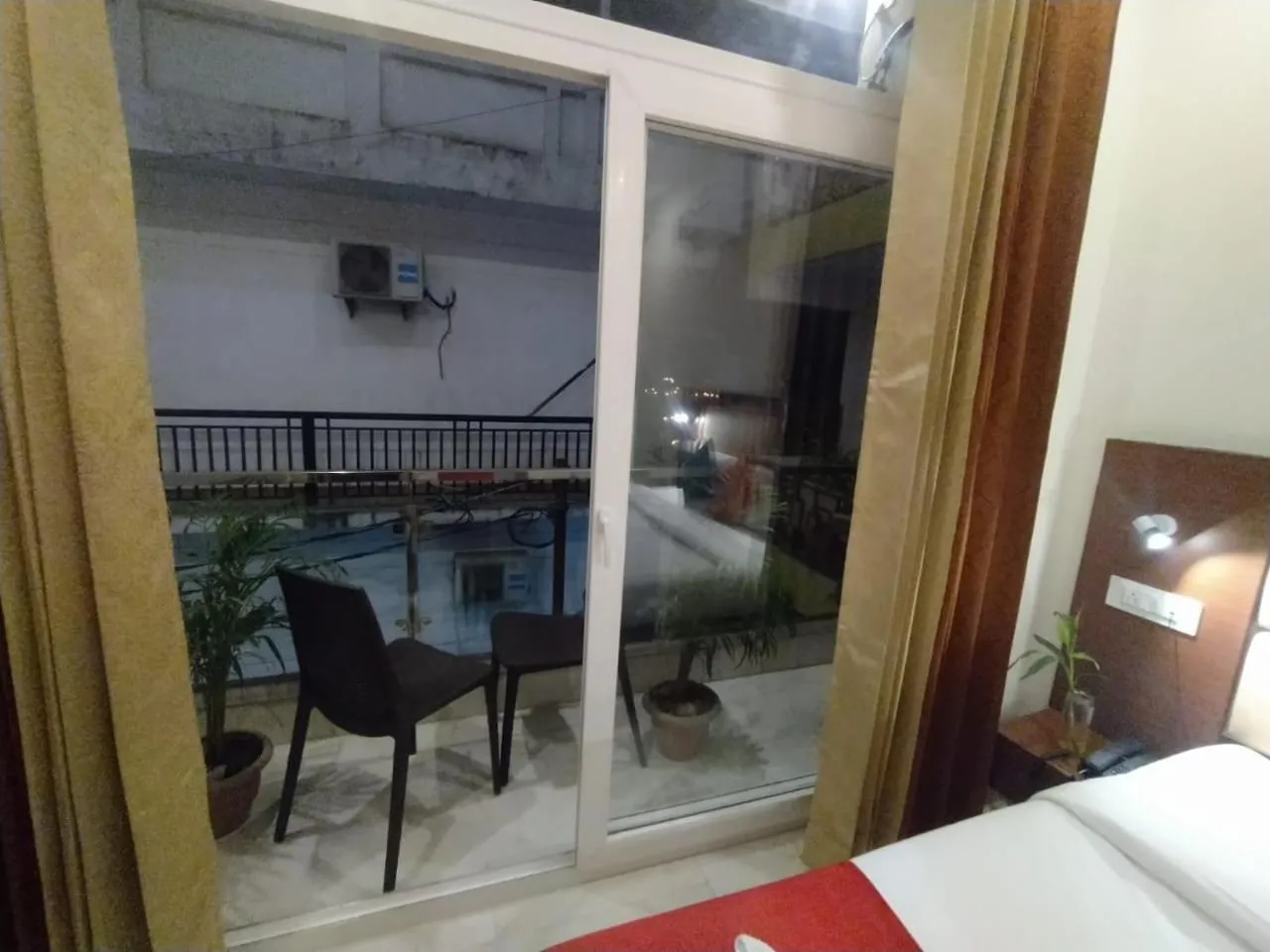 Balcony/Terrace, Bed in Hotel The Shivaay - Delight Inn Rishikesh