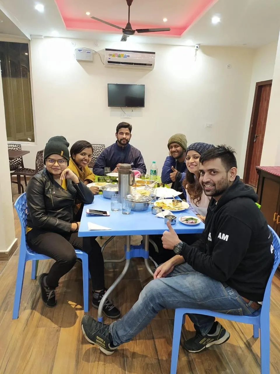 Restaurant/places to eat in Hotel The Shivaay - Delight Inn Rishikesh