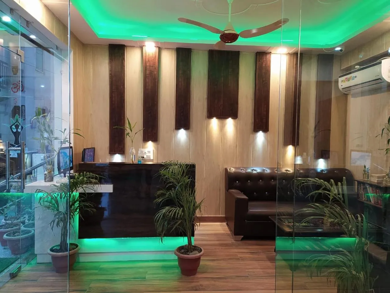 Lobby or reception in Hotel The Shivaay - Delight Inn Rishikesh