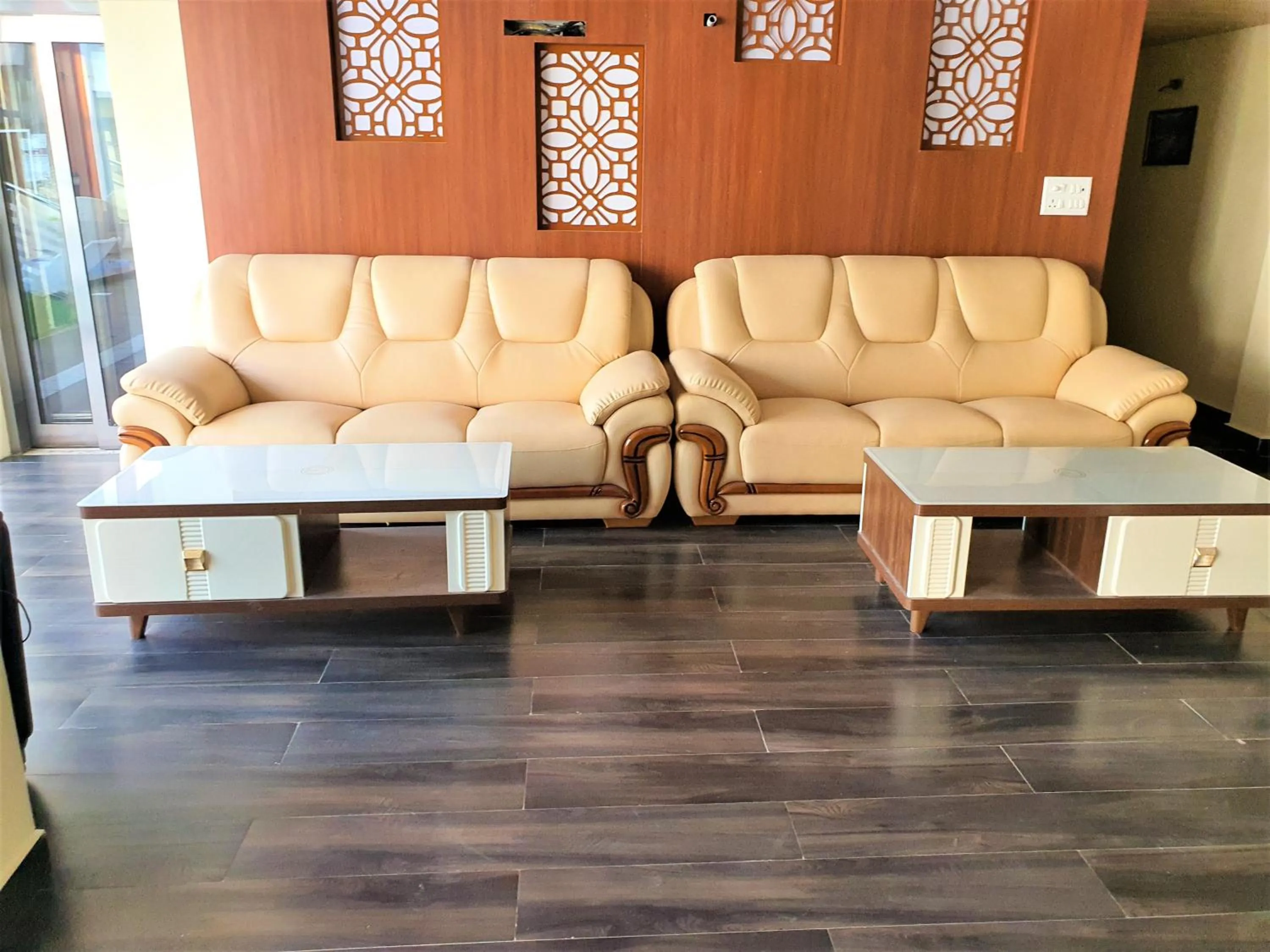 Lobby or reception in Shanti Solitaire, Arpora