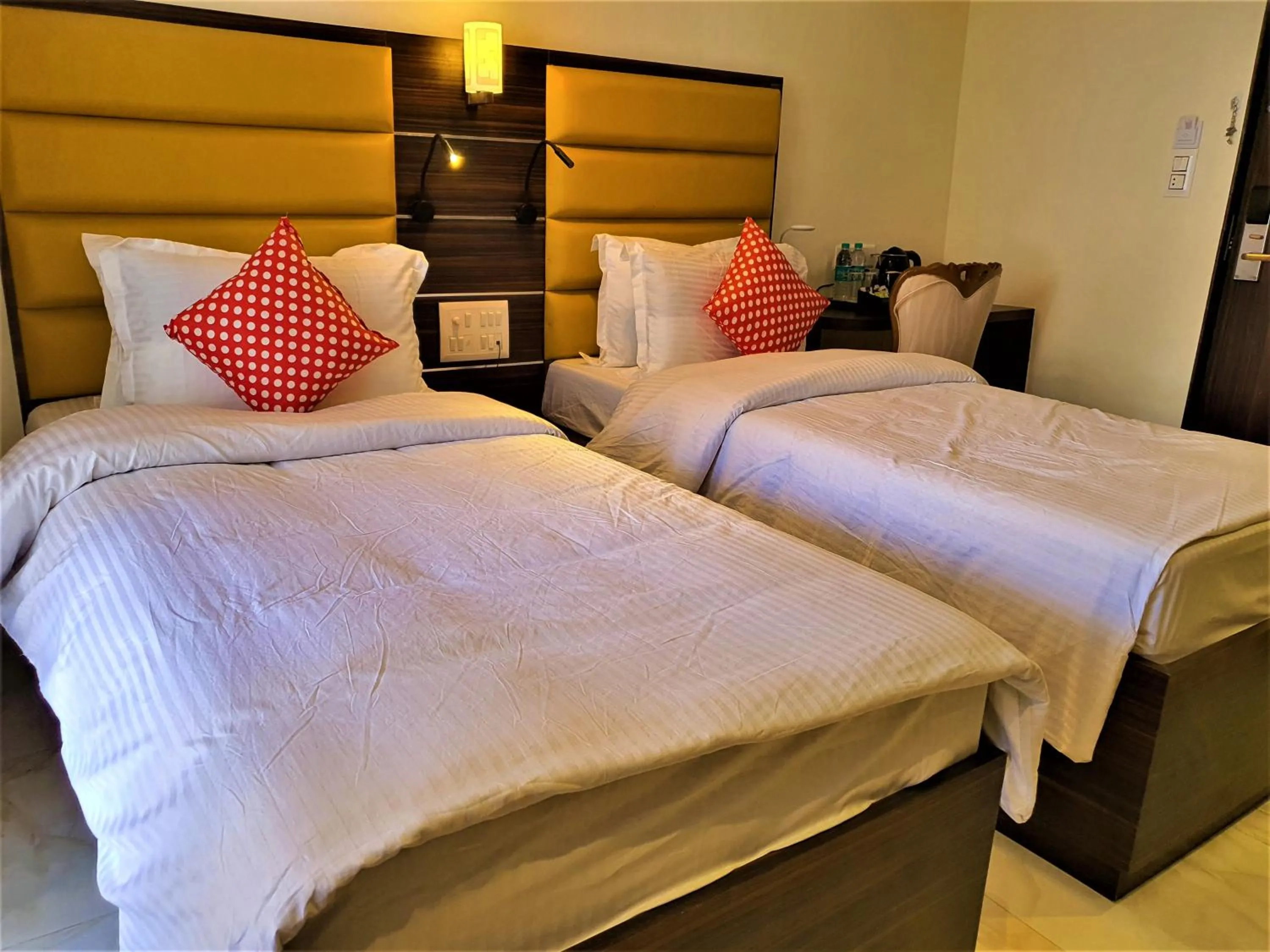 Bed in Shanti Solitaire, Arpora