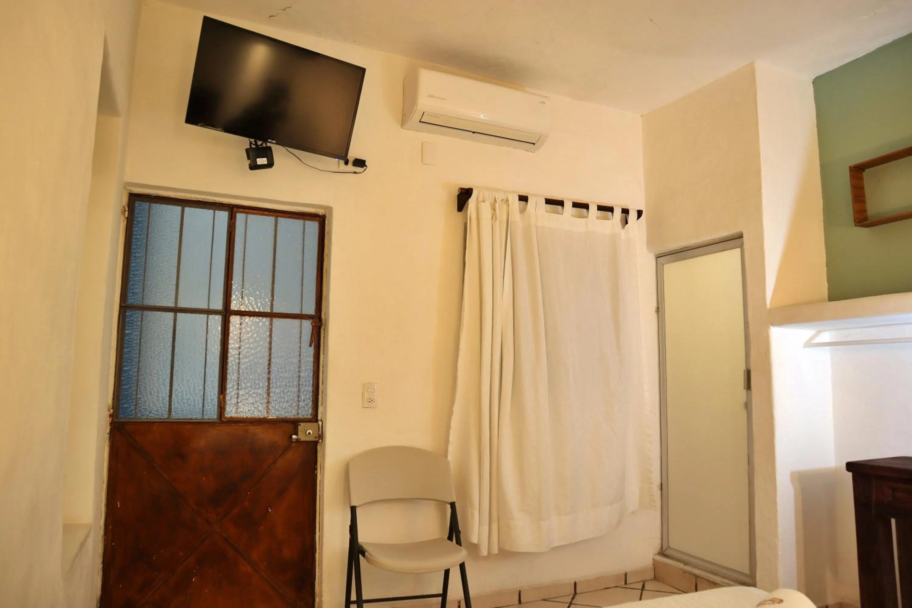 Bedroom, Bed in HOTEL OLAS ALTAS BUCERIAS