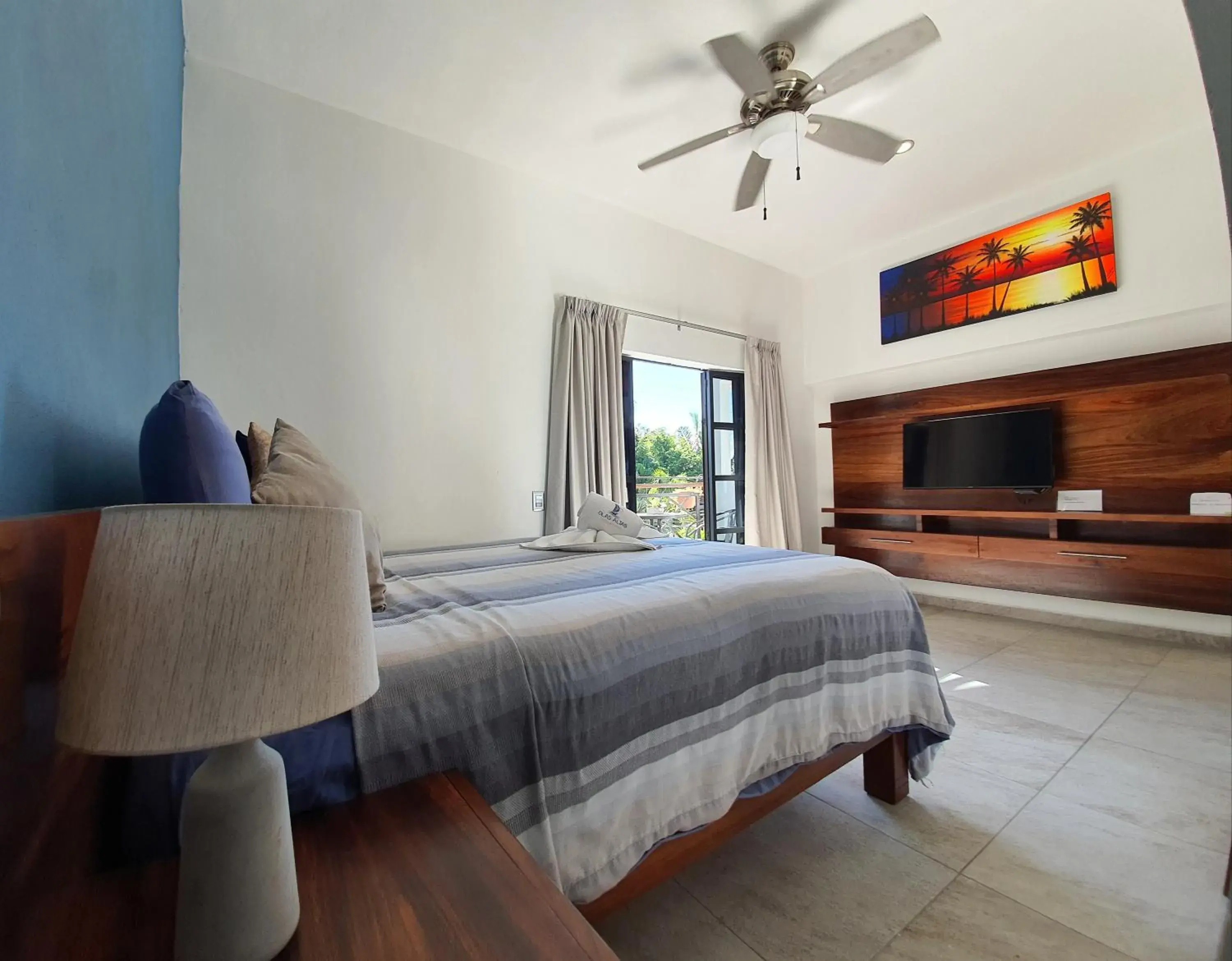 Deluxe Double Room with Balcony - single occupancy in HOTEL OLAS ALTAS BUCERIAS Deluxe Double Room with Balcony - single occupancy in HOTEL OLAS ALTAS BUCERIAS