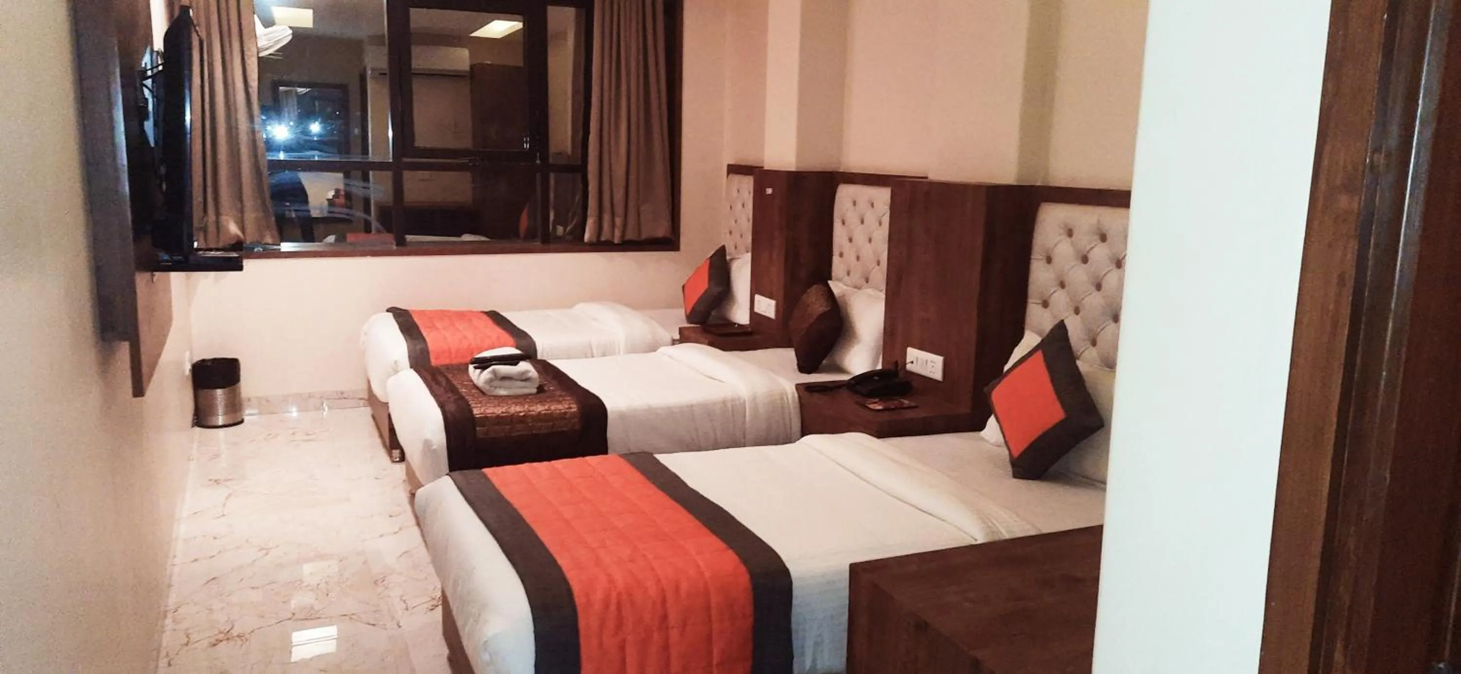 Property building, Bed in Mayda Inn- A Boutique Hotel
