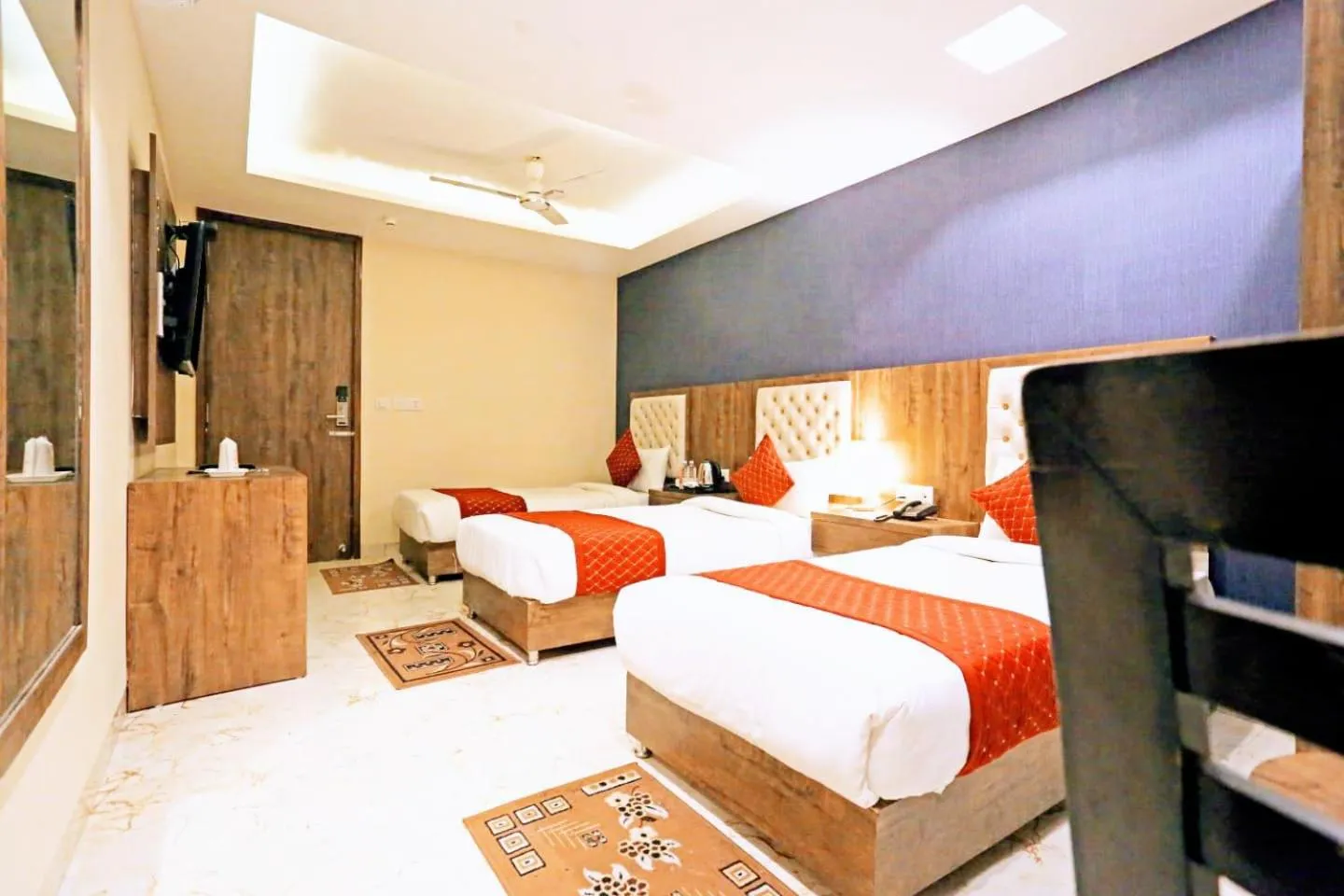 Property building, Bed in Mayda Inn- A Boutique Hotel