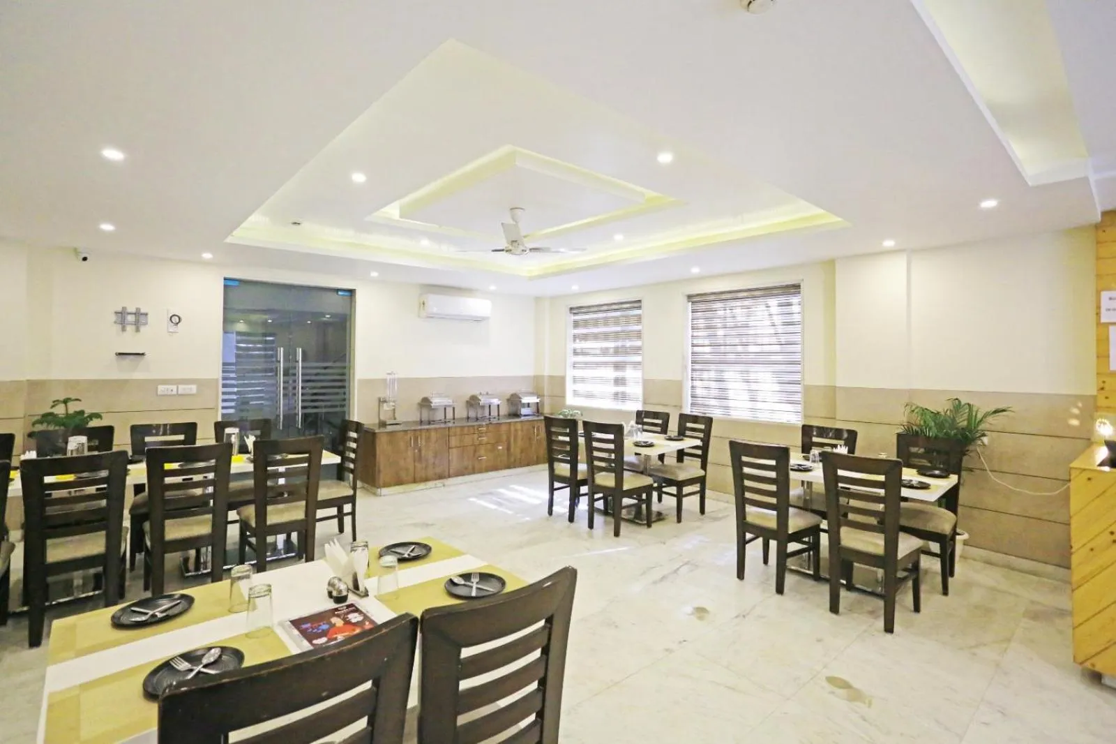 Restaurant/places to eat in Mayda Inn- A Boutique Hotel