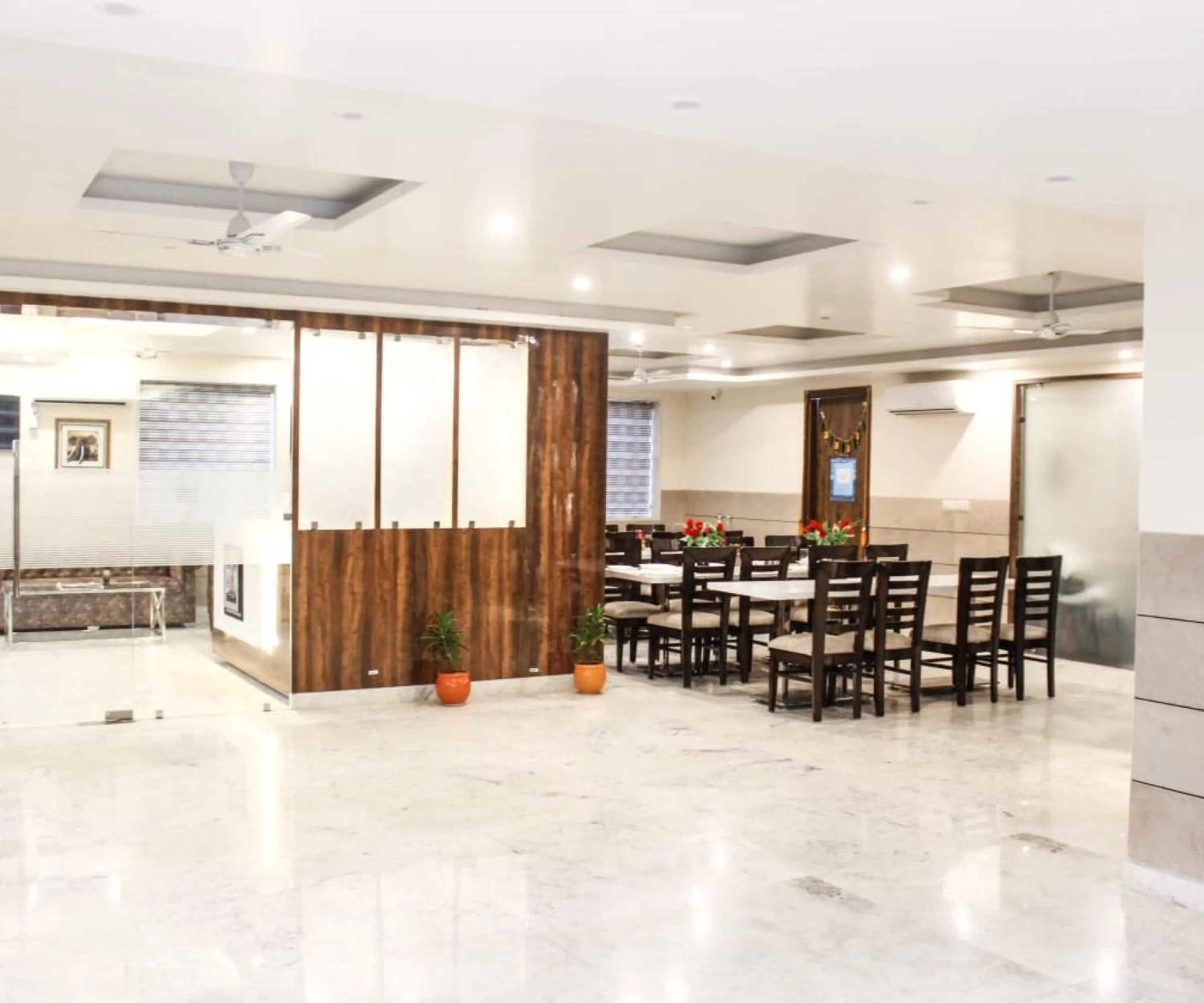 Restaurant/places to eat in Mayda Inn- A Boutique Hotel