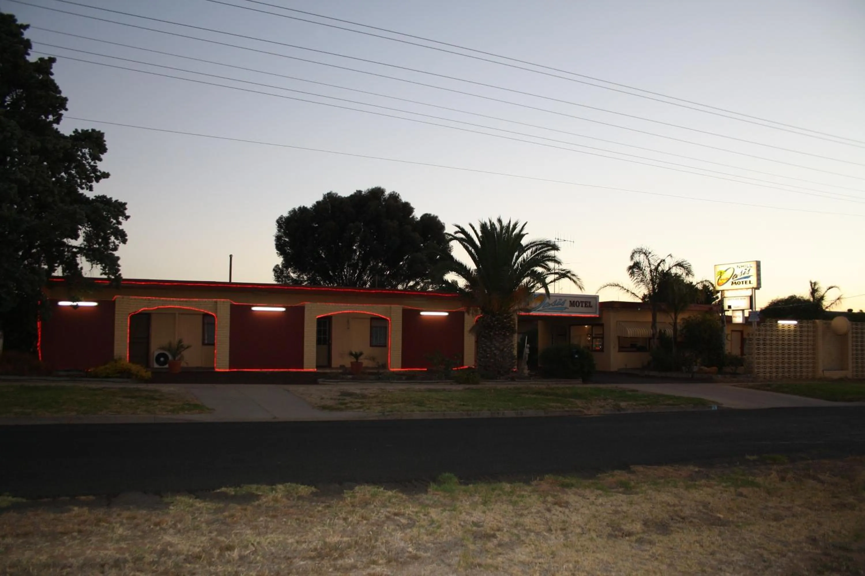 Facade/entrance in Nhill Oasis Motel