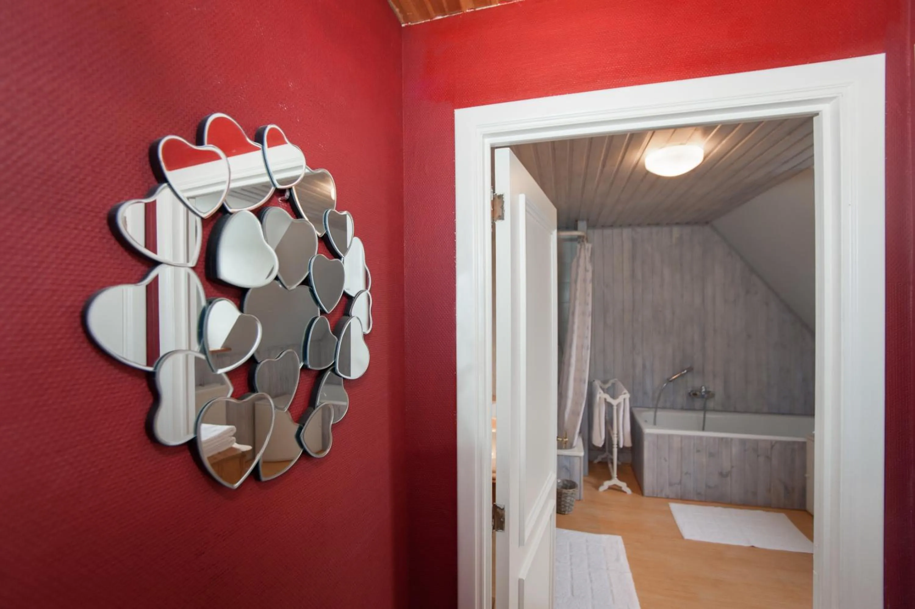 Decorative detail in B&B Cense de la Tour