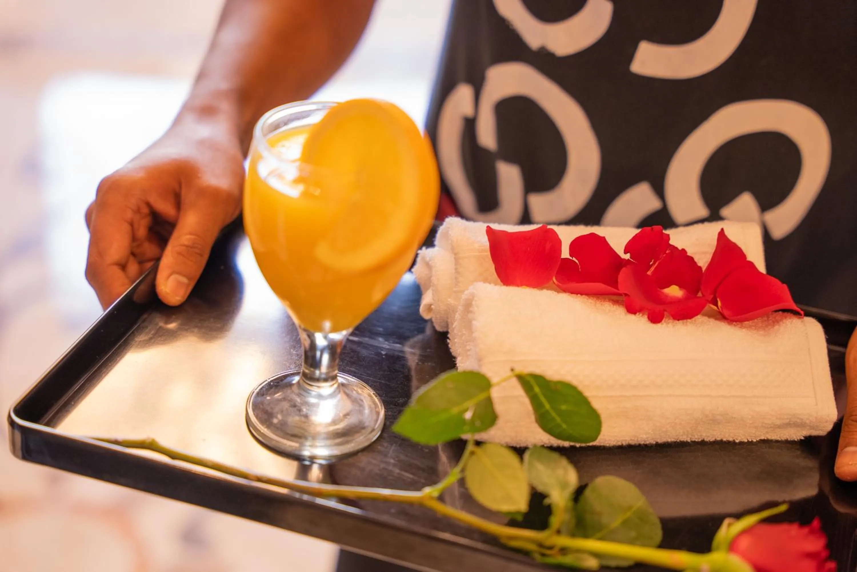 Drinks in Laten Suites Prince Sultan