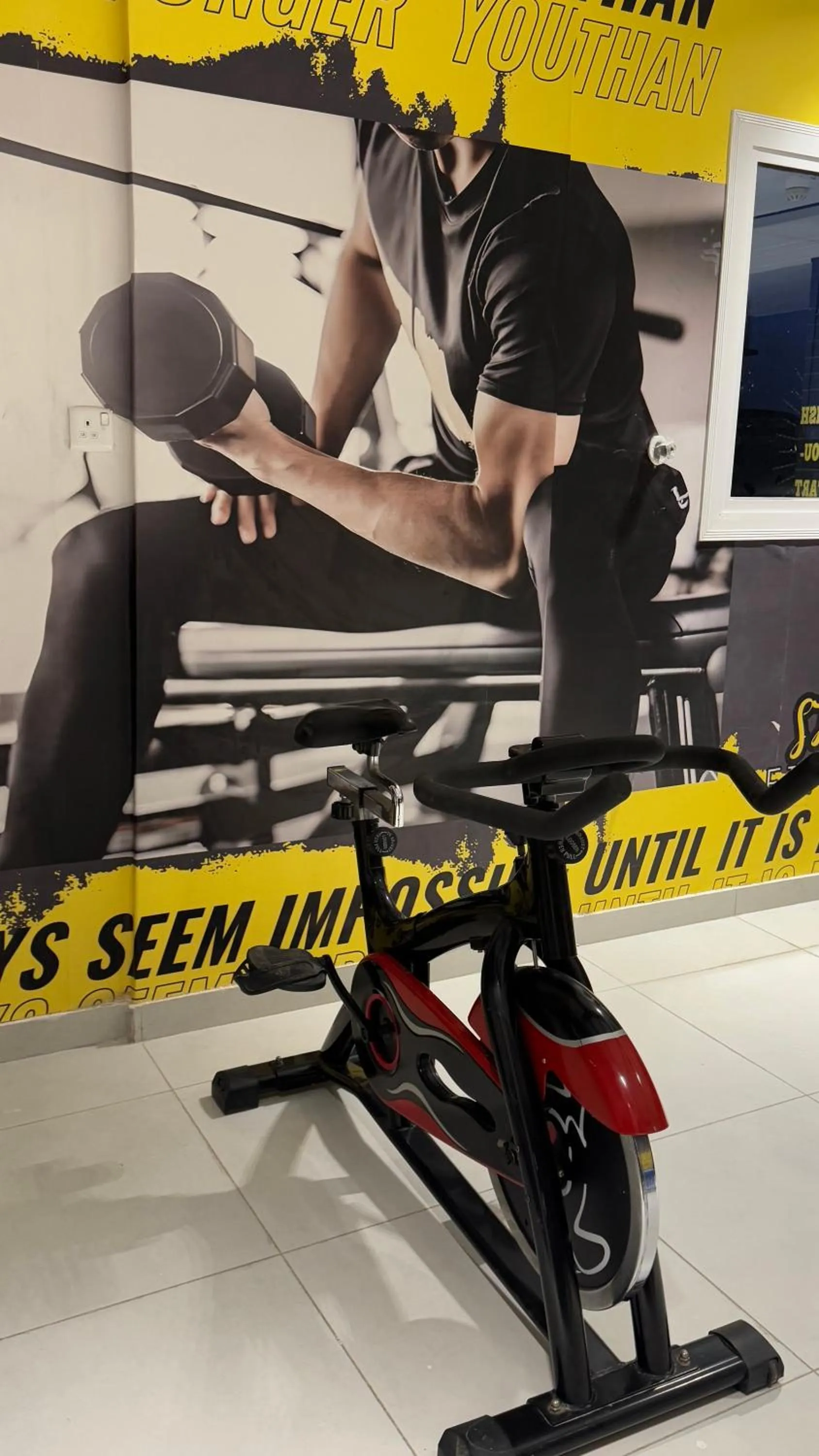 Fitness centre/facilities in Laten Suites Prince Sultan