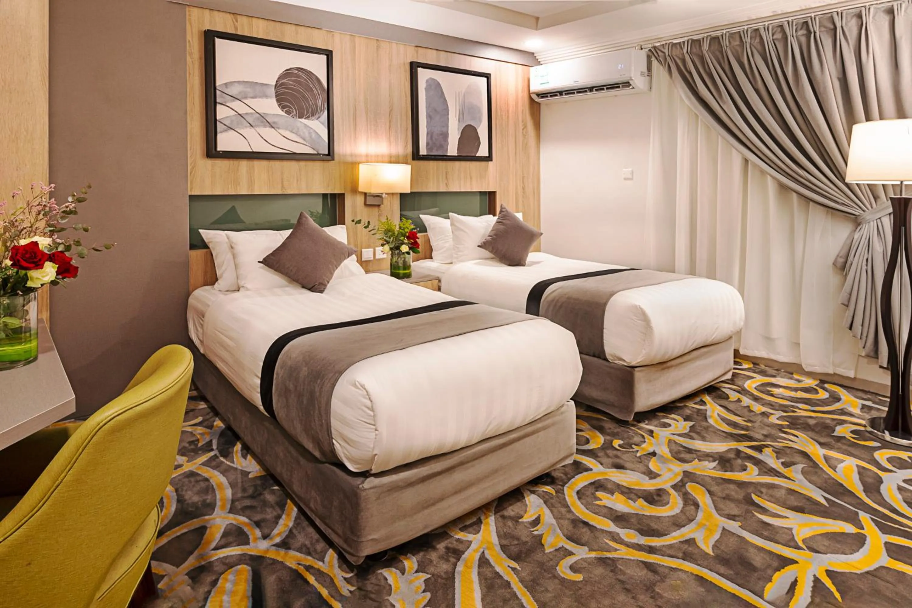 Bedroom, Bed in Laten Suites Prince Sultan