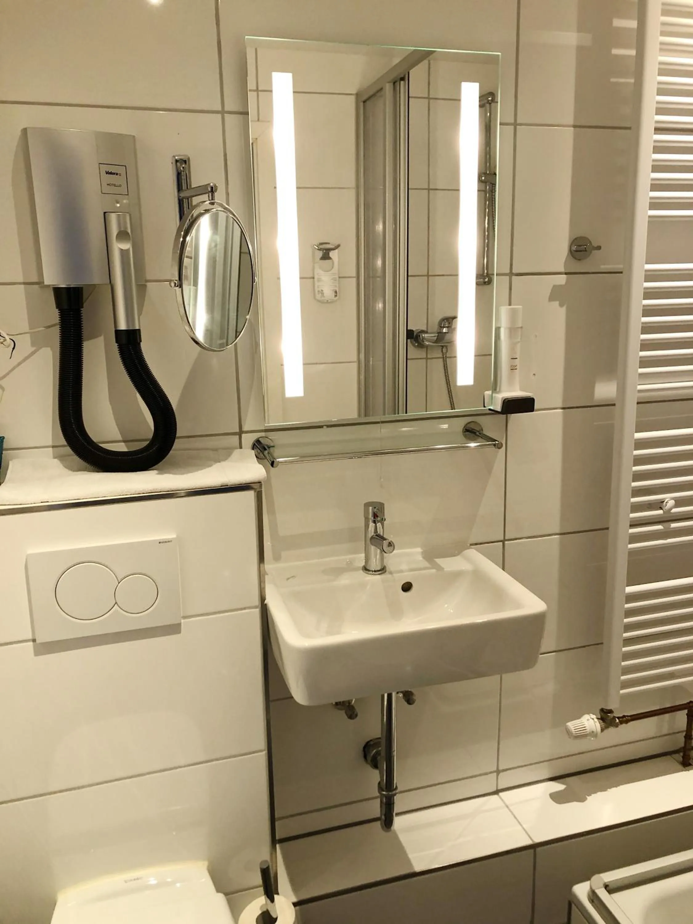 Bathroom in Glashütten Hotel