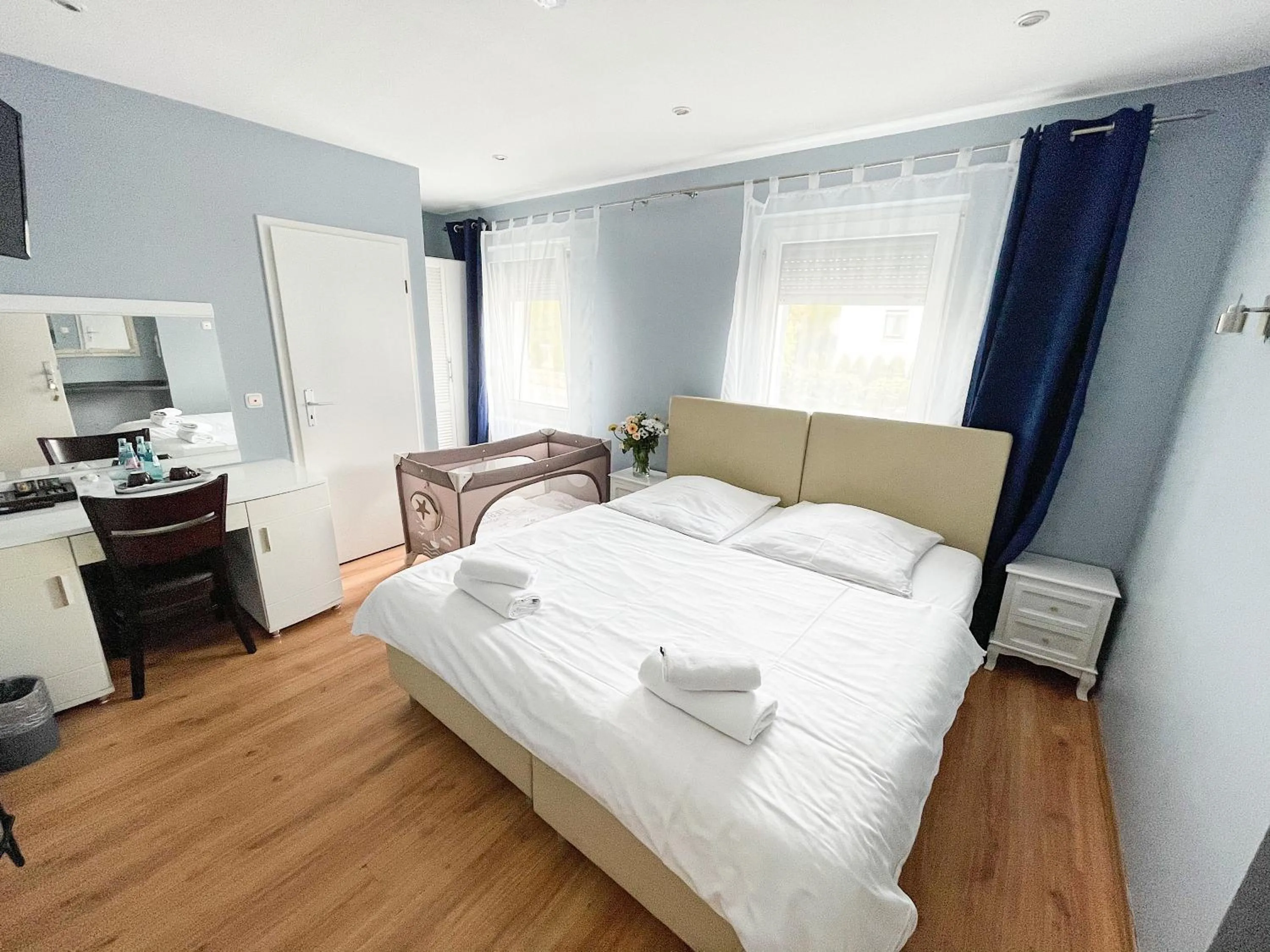 Bed in Glashütten Hotel