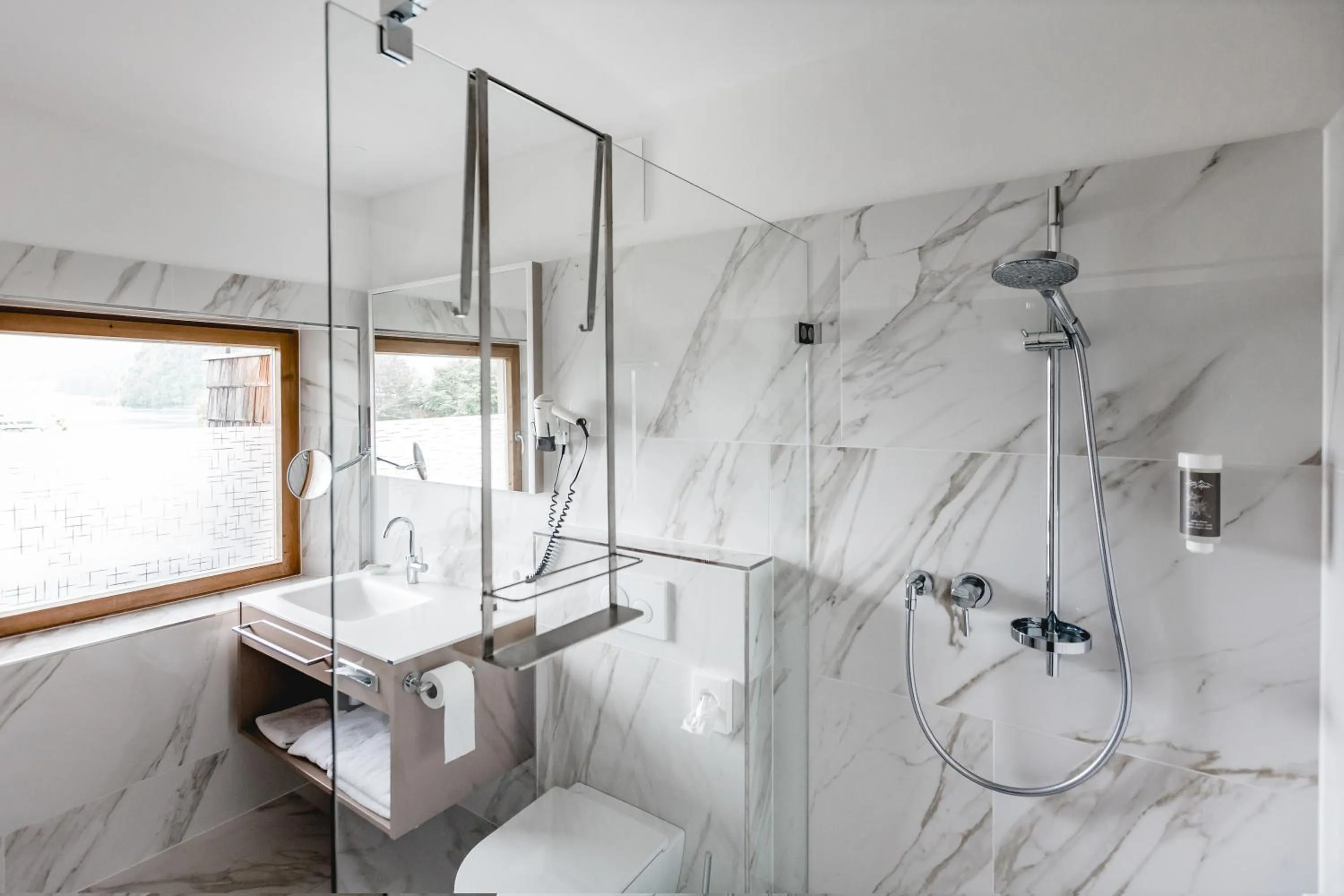 Bathroom in Seehotel Brandauer's Villen