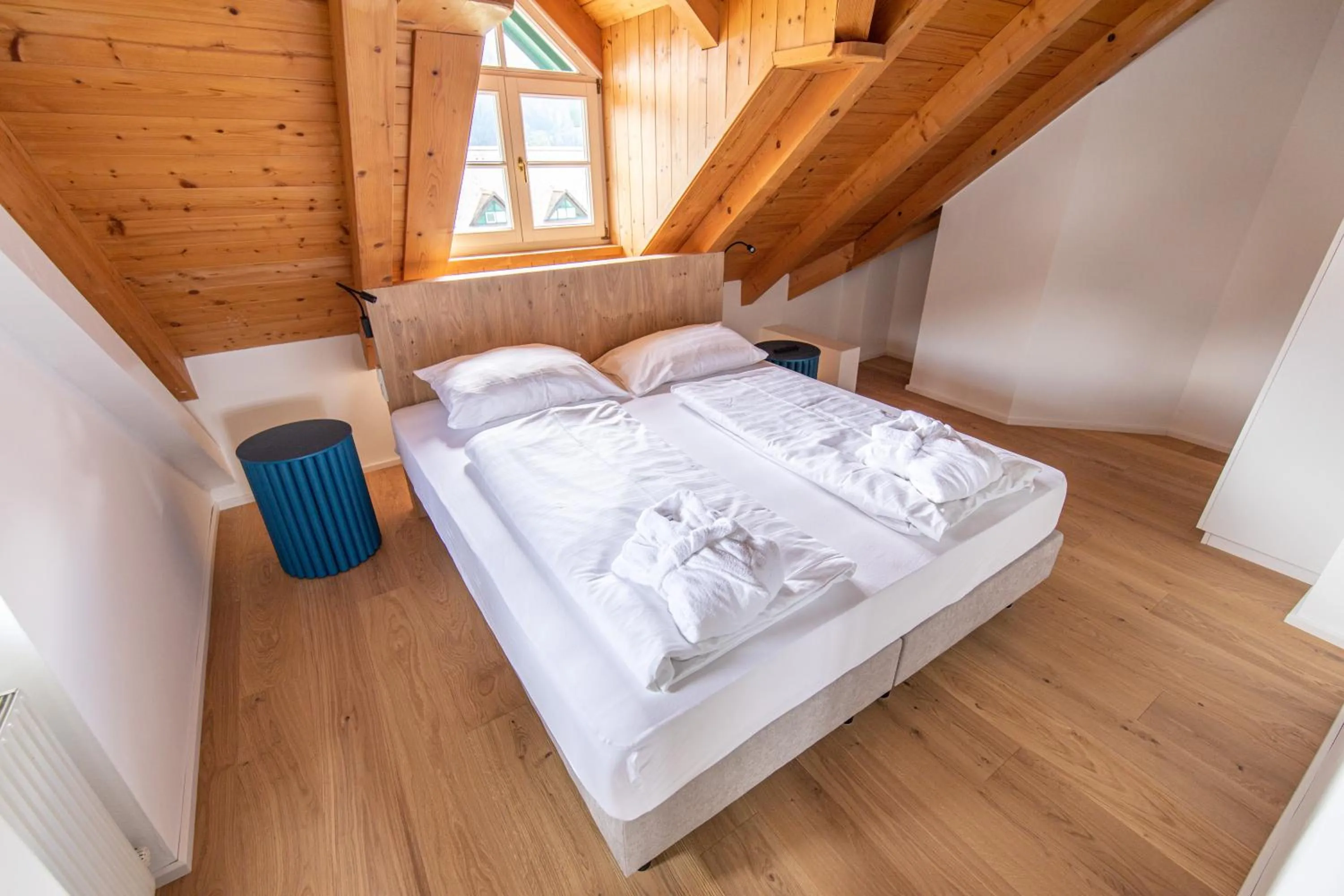 Photo of the whole room, Bed in Seehotel Brandauer's Villen