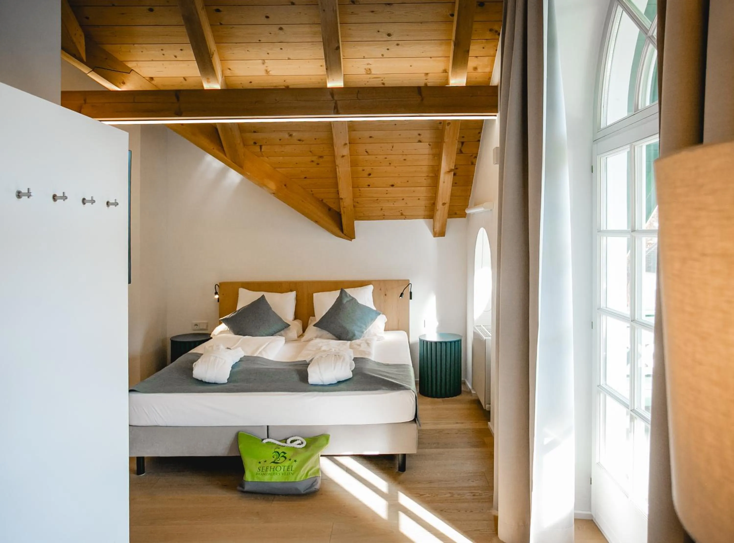 Bed in Seehotel Brandauer's Villen