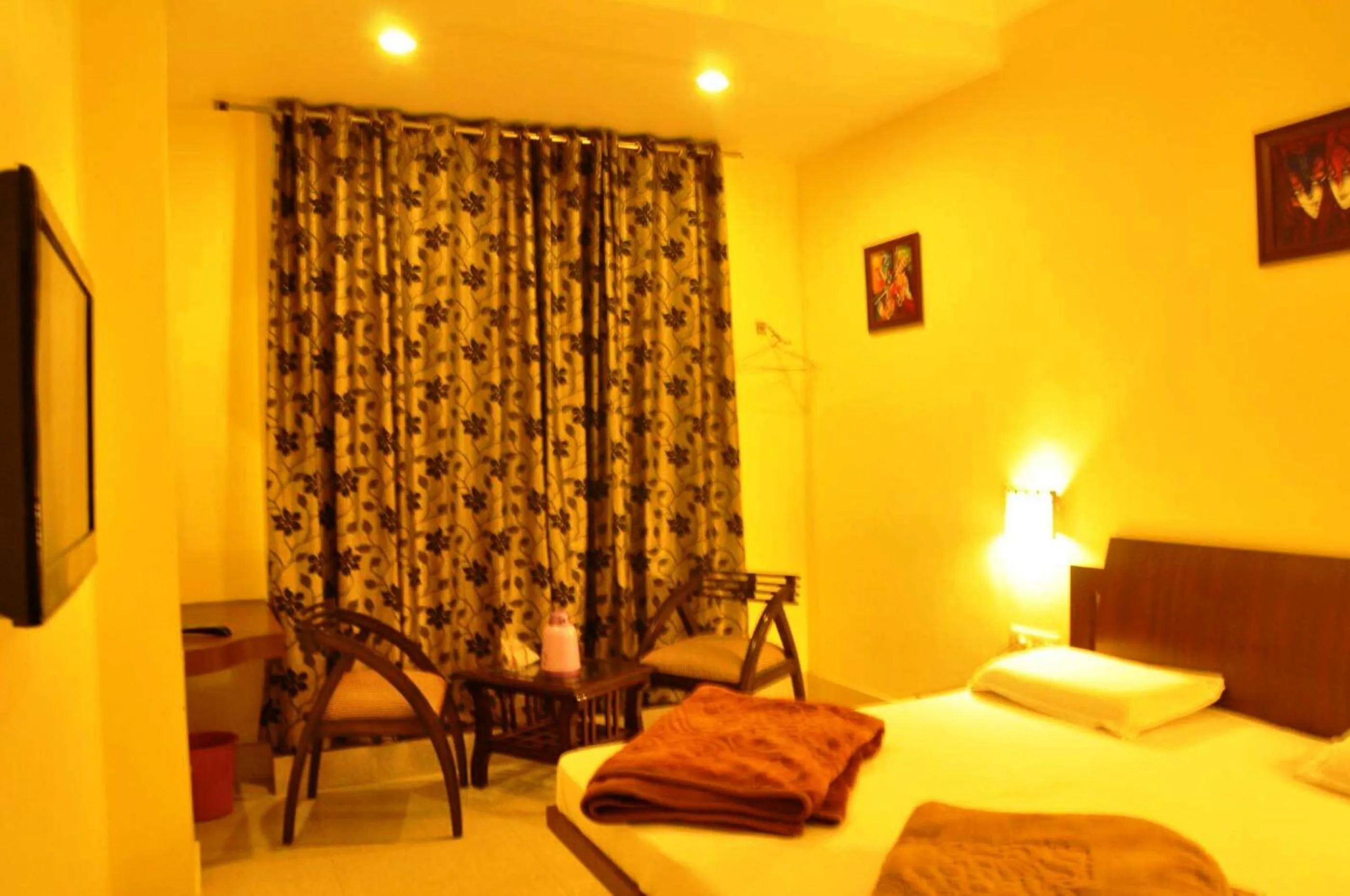 Bed in Hotel Star Inn