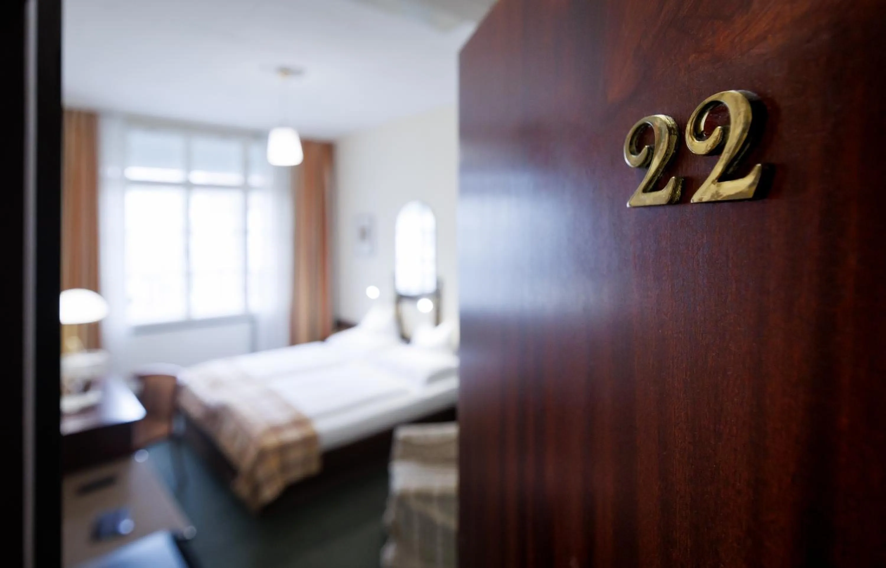 Photo of the whole room, Bed in Continental Hotel-Pension