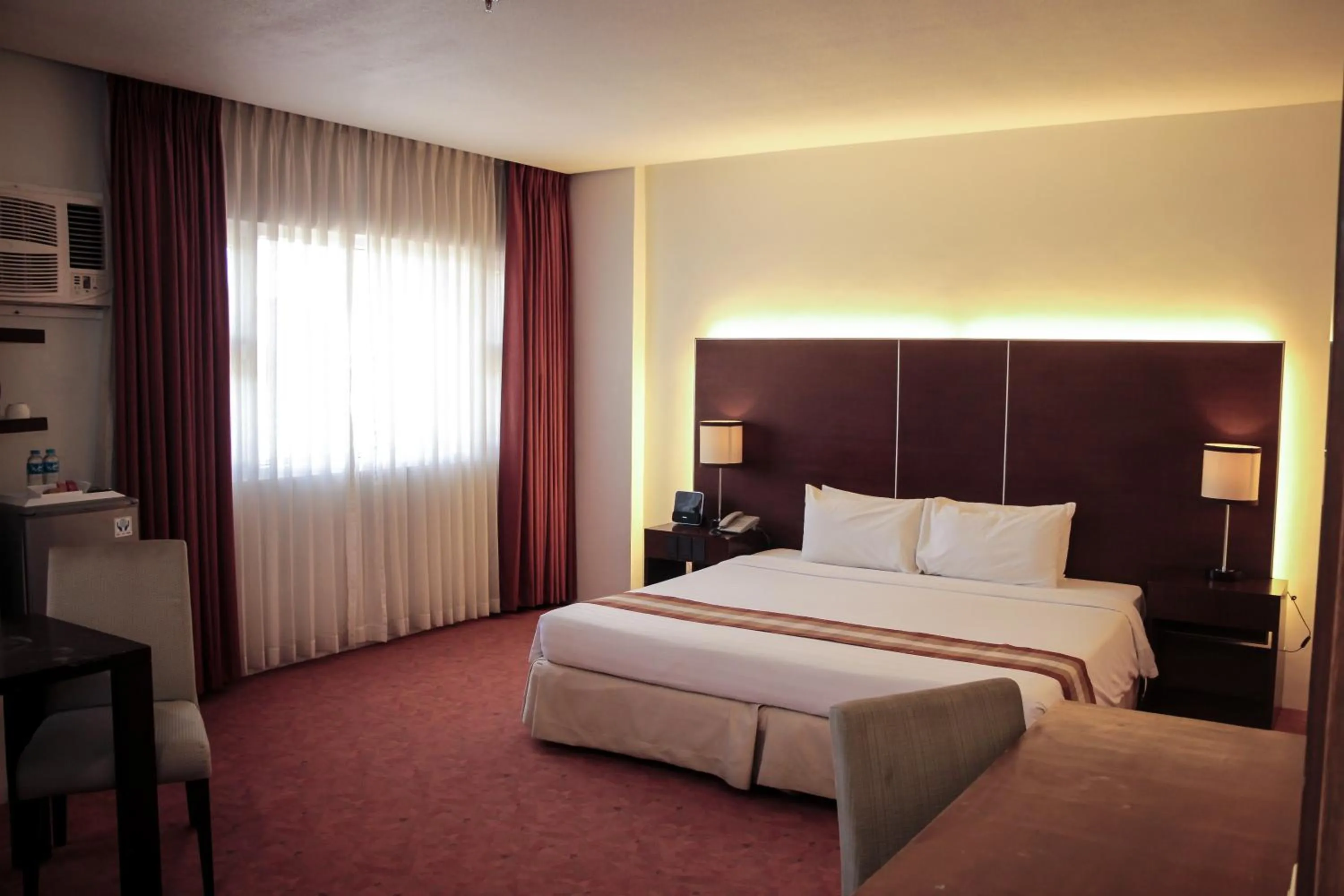 Photo of the whole room, Bed in Casablanca Suites Near Airport