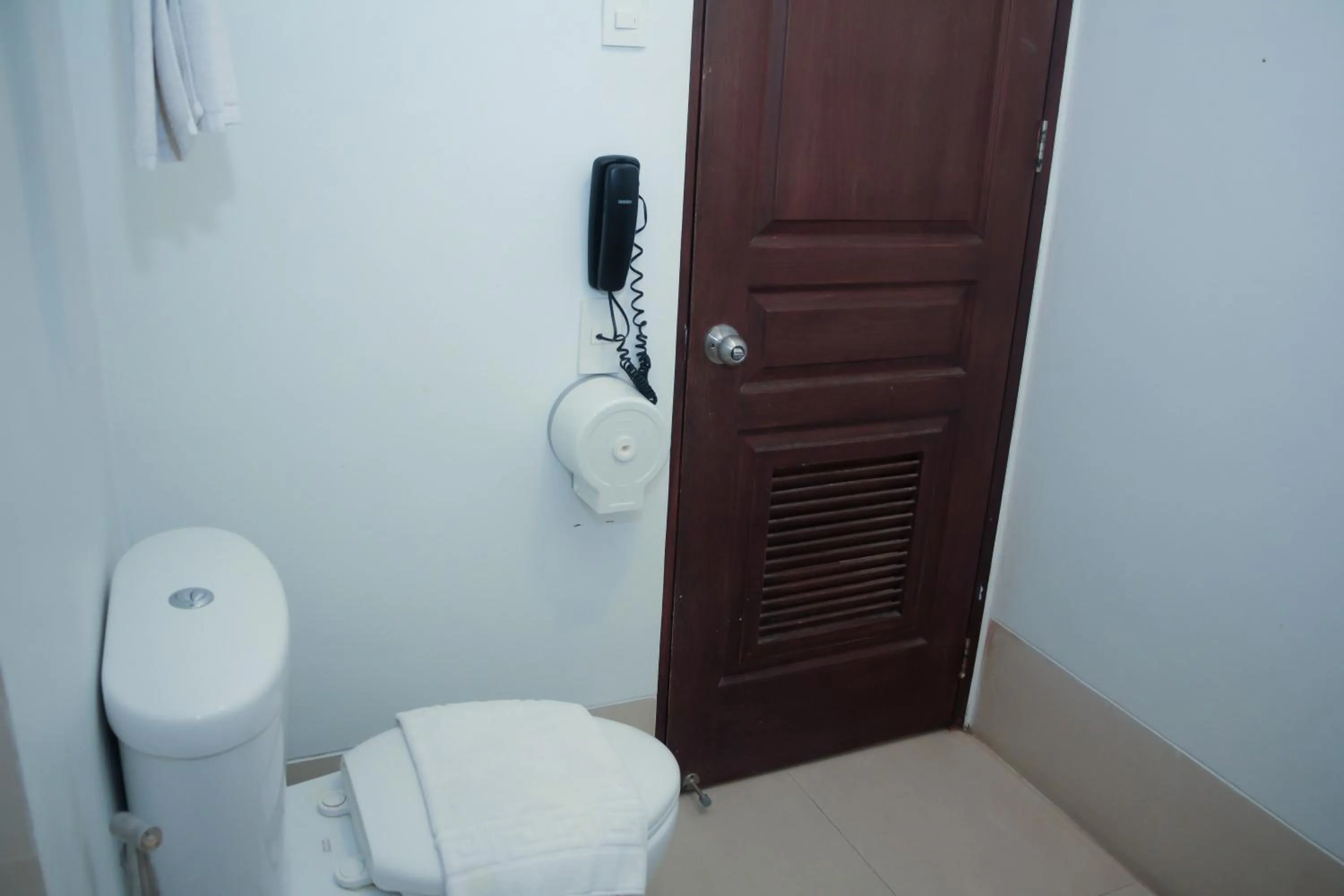 Bathroom in Casablanca Suites Near Airport