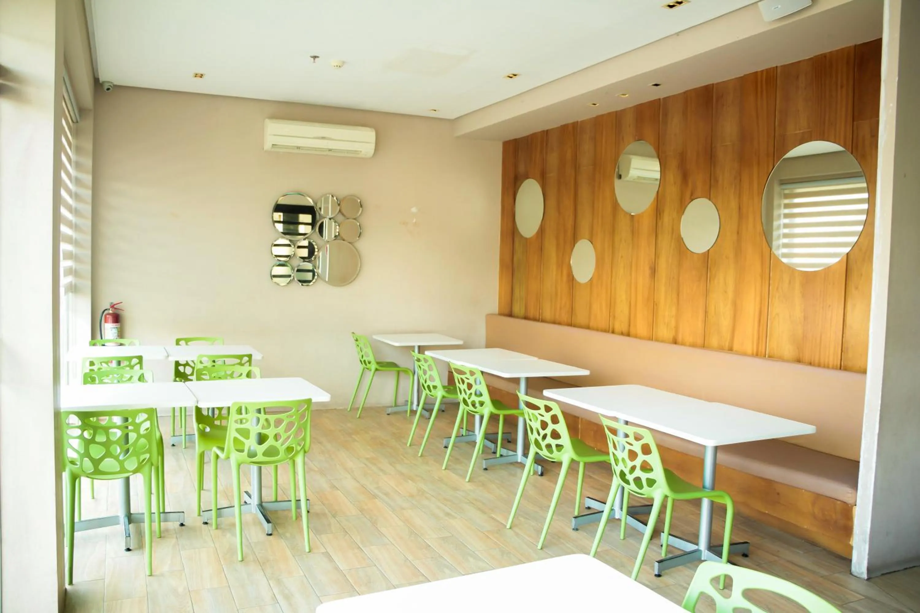 Seating area in Casablanca Suites Near Airport