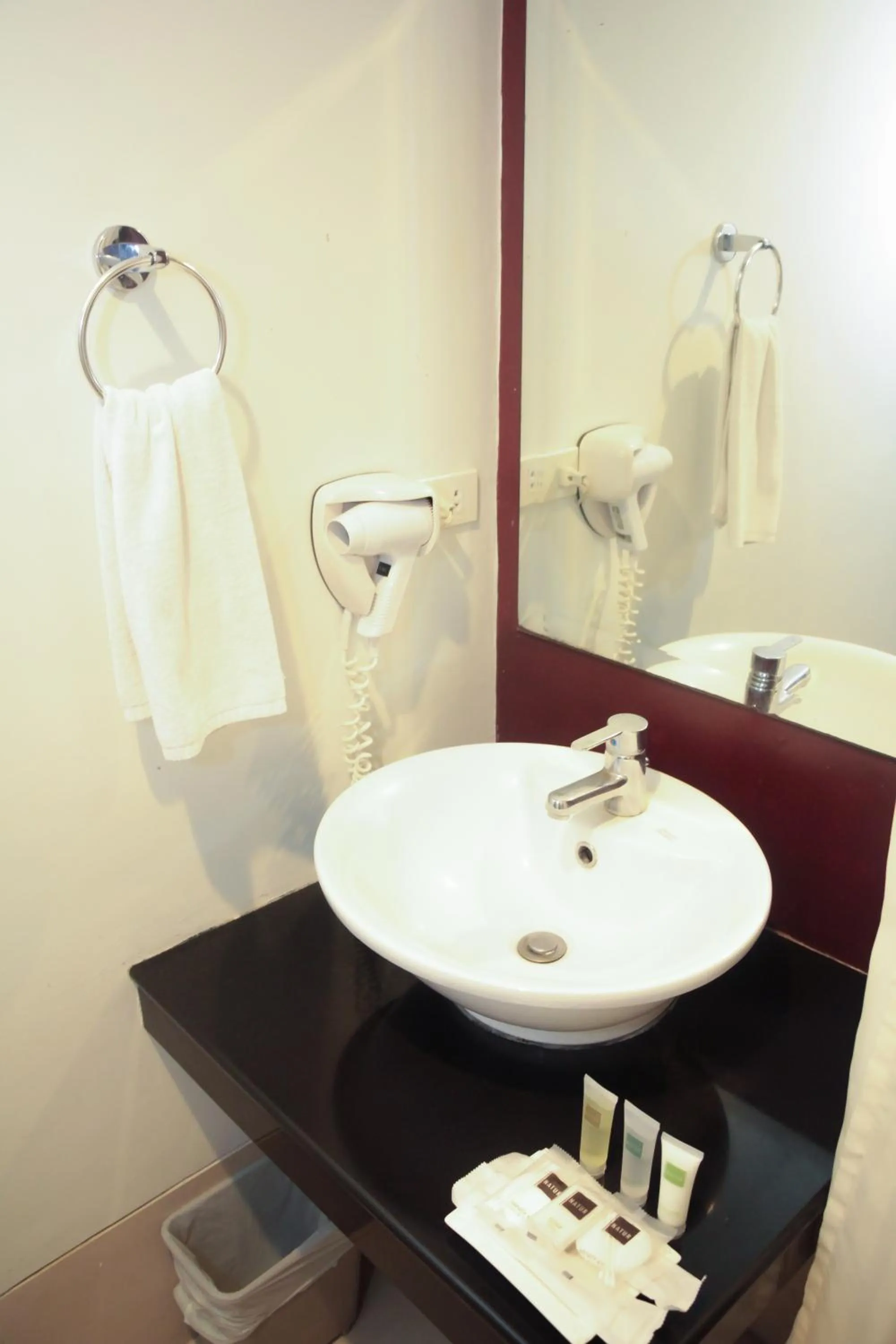 Bathroom in Casablanca Suites Near Airport