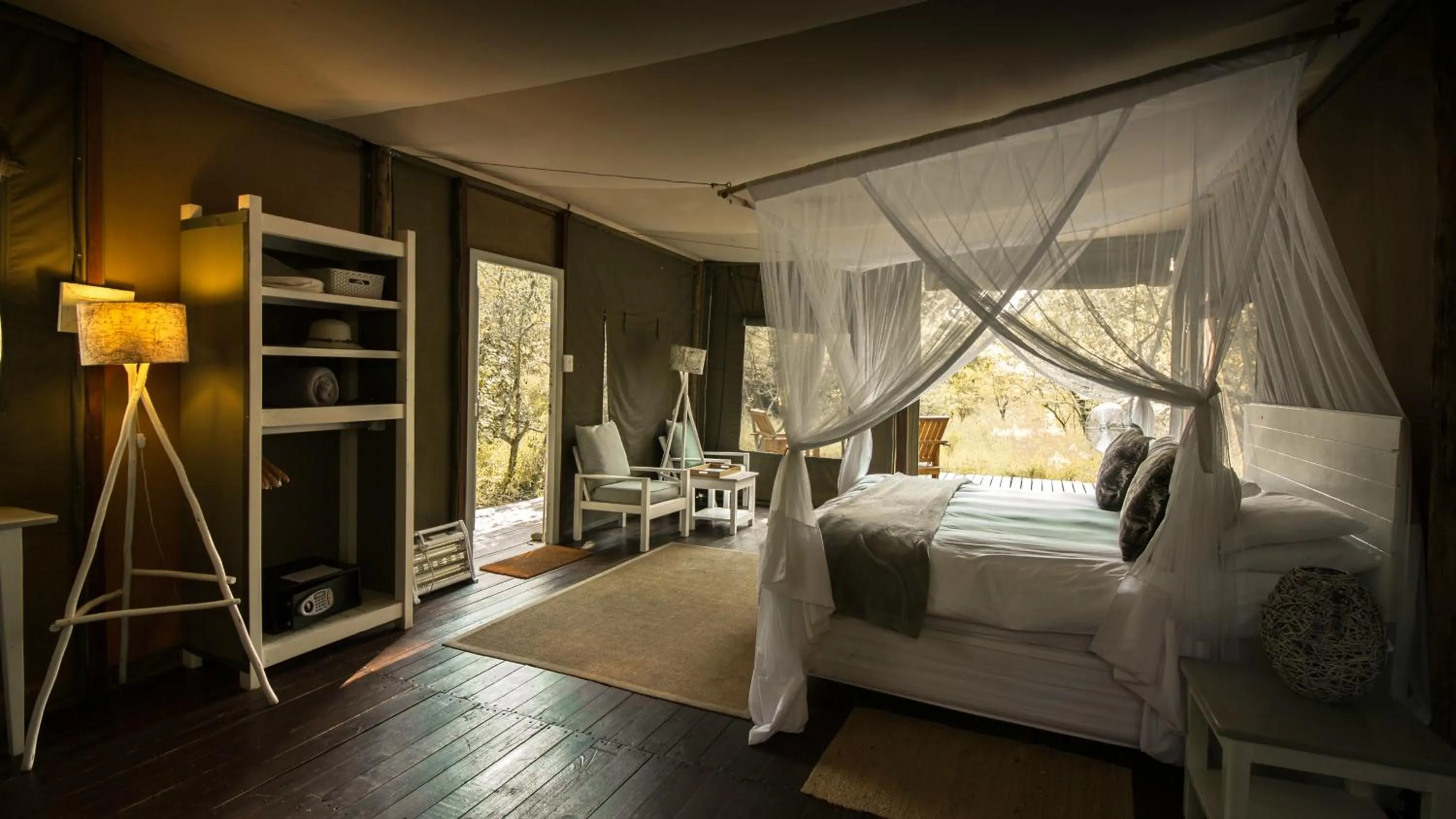 Ngama Tented Safari Lodge