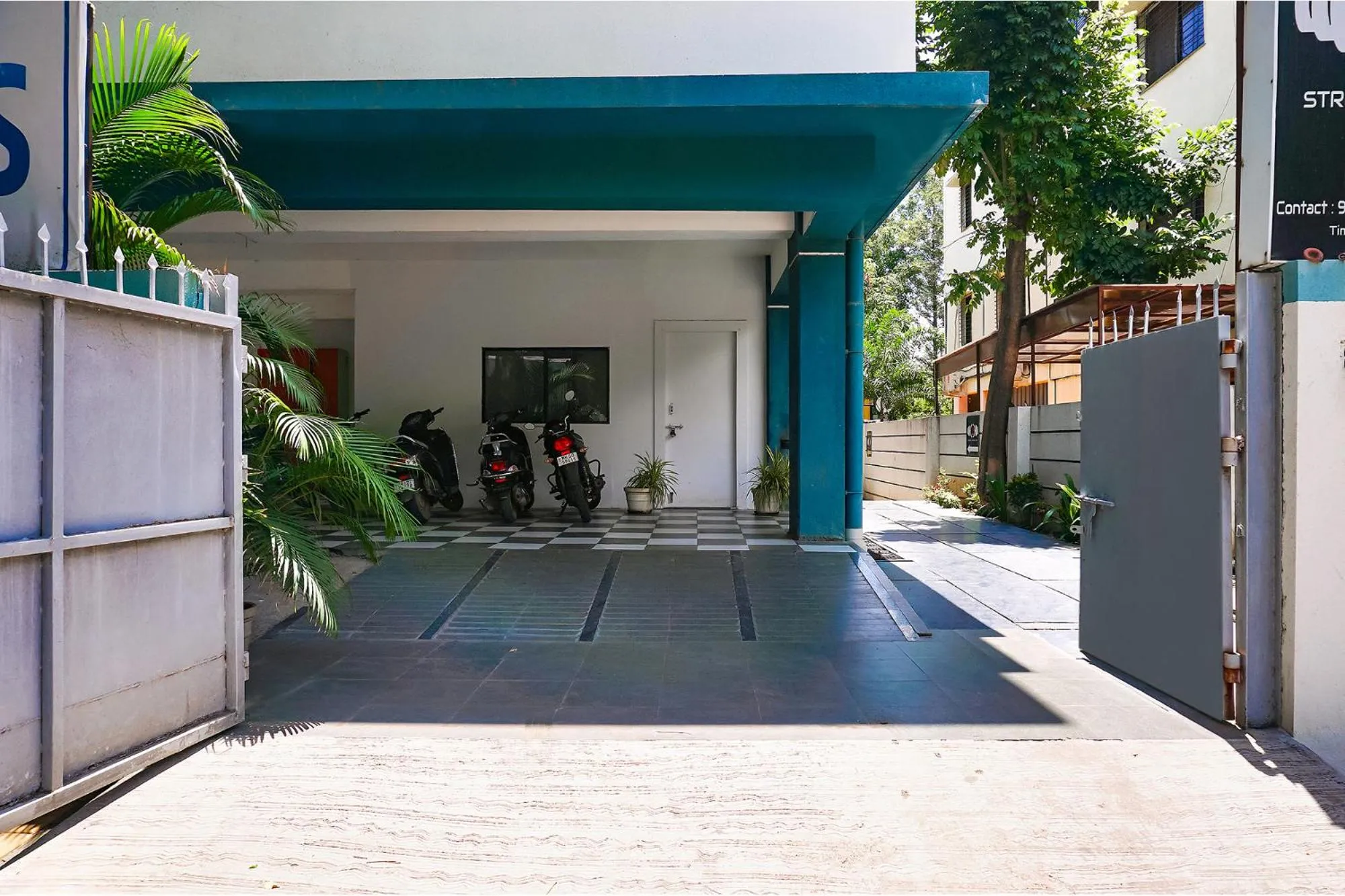 Facade/entrance in FabHotel Aura Homes - Nr Khandoba Mandir