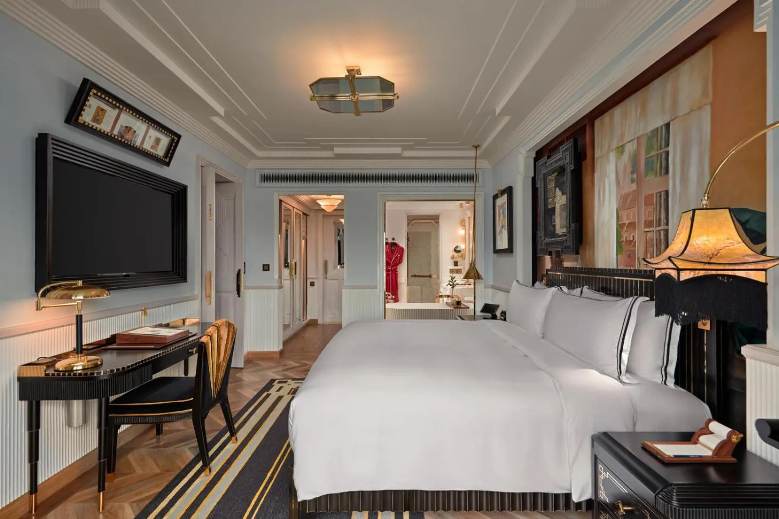 Bed in Capella Hanoi