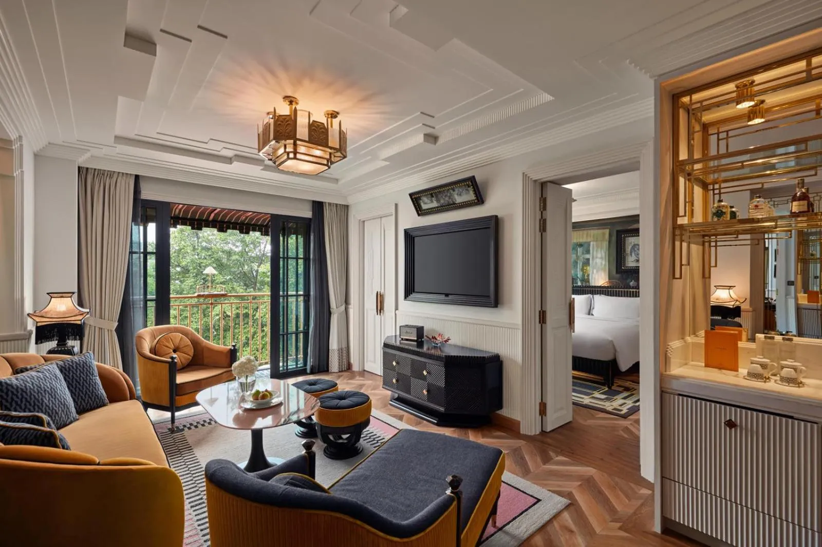 TV and multimedia in Capella Hanoi