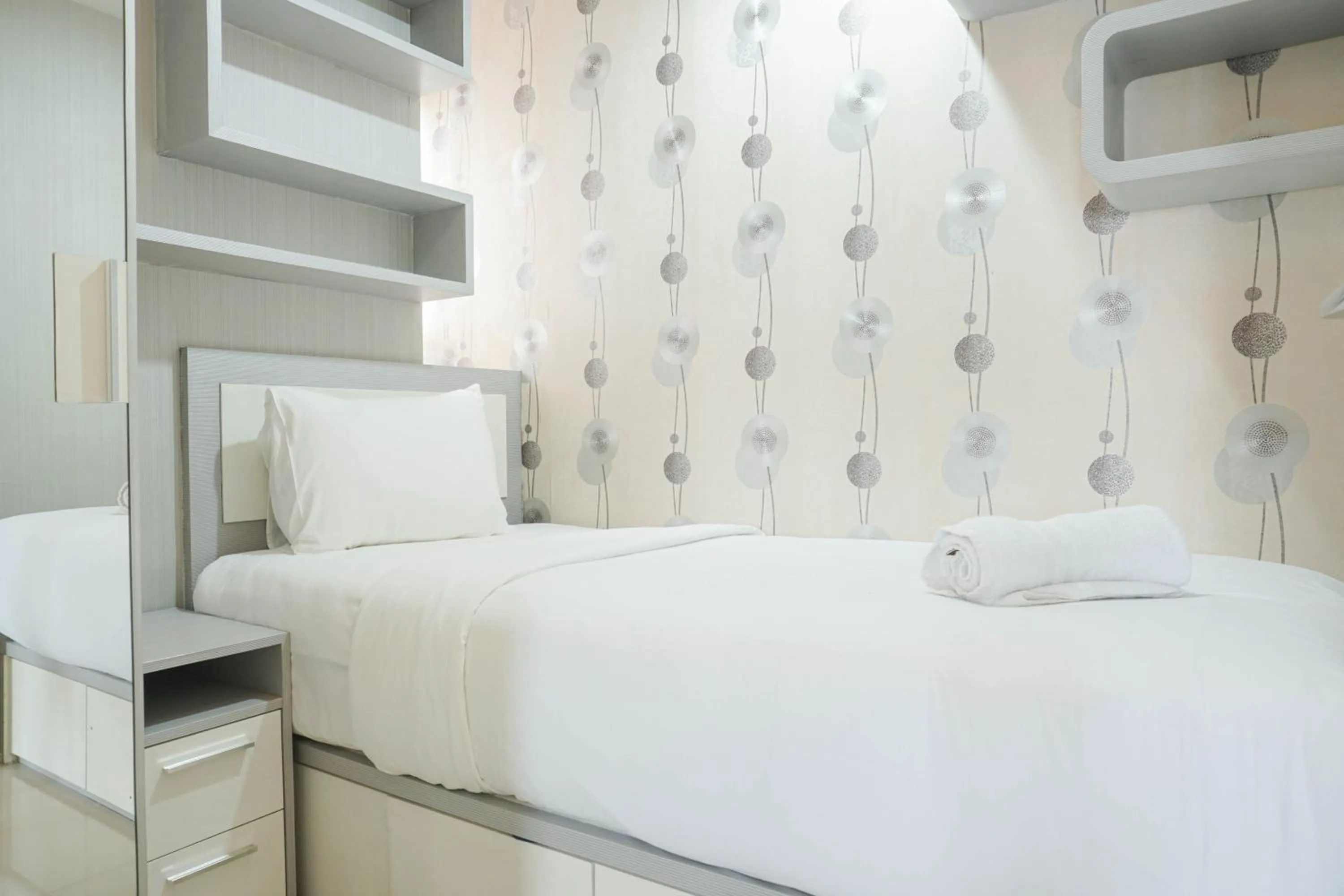 Beautiful and Comfy 2BR Menteng Square Apartment By Travelio