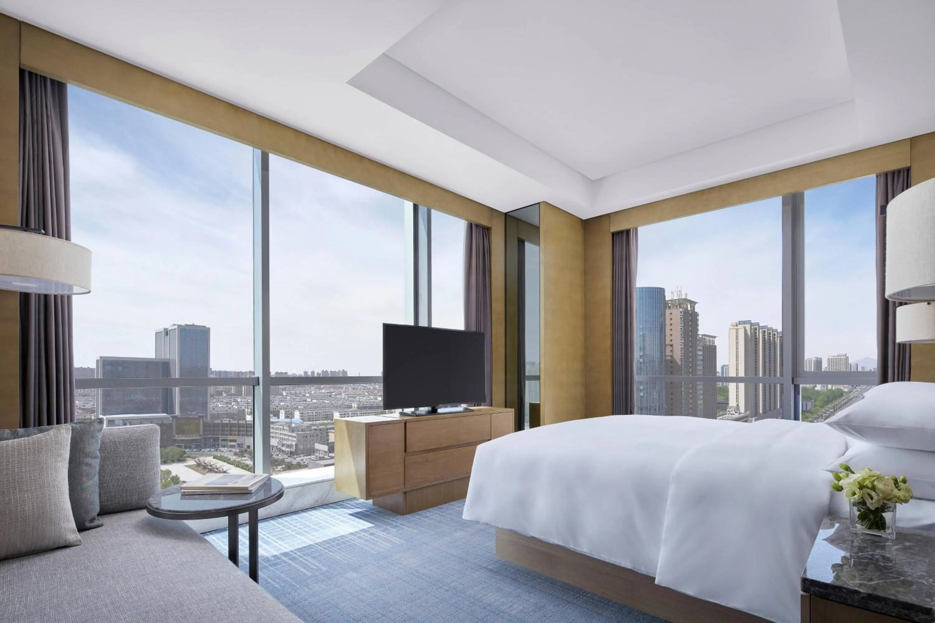 Bedroom, Bed in Baotou Marriott Hotel