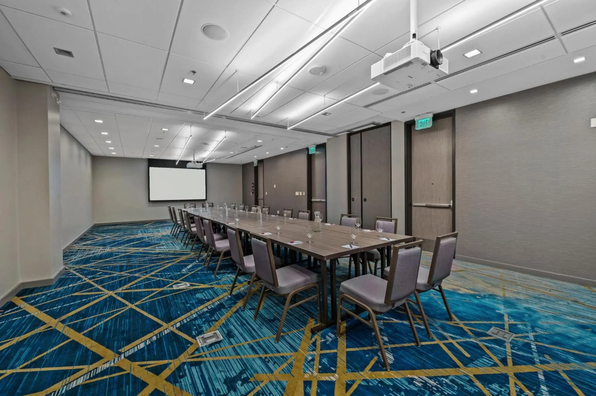 Business facilities in Marriott Fort Lauderdale Airport