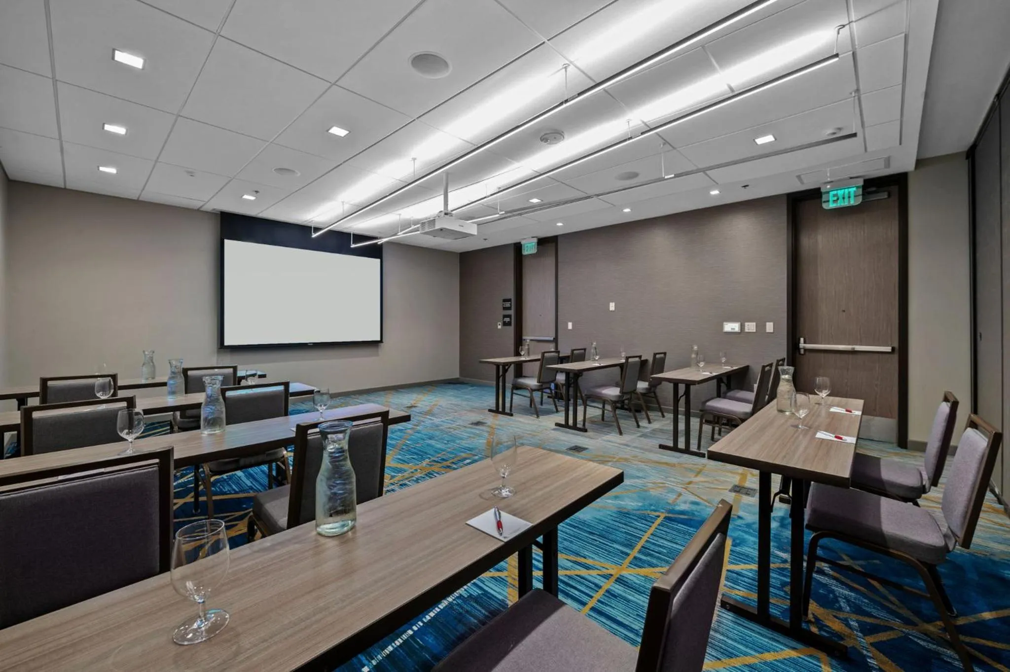 Business facilities in Marriott Fort Lauderdale Airport