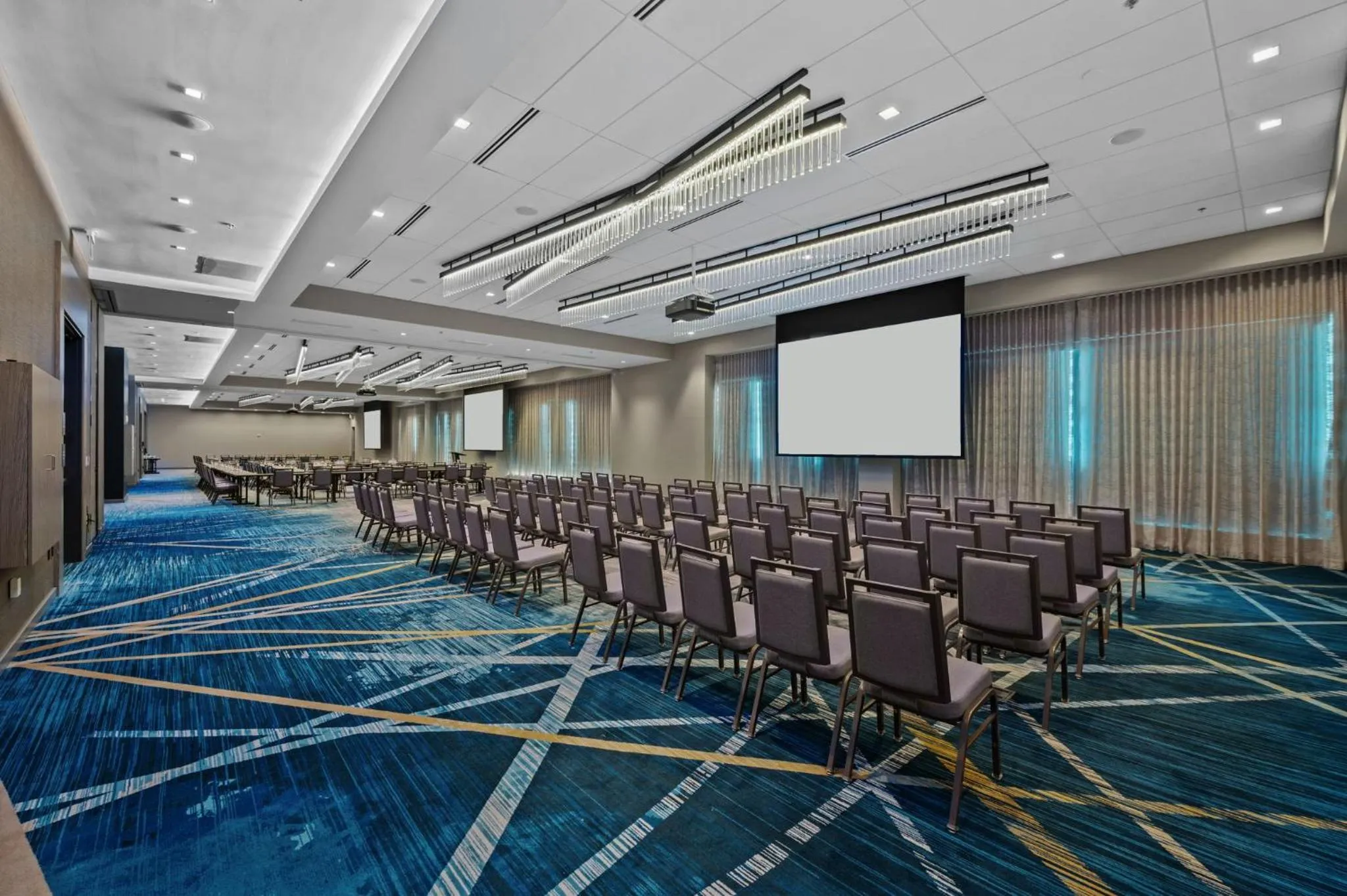 Business facilities in Marriott Fort Lauderdale Airport