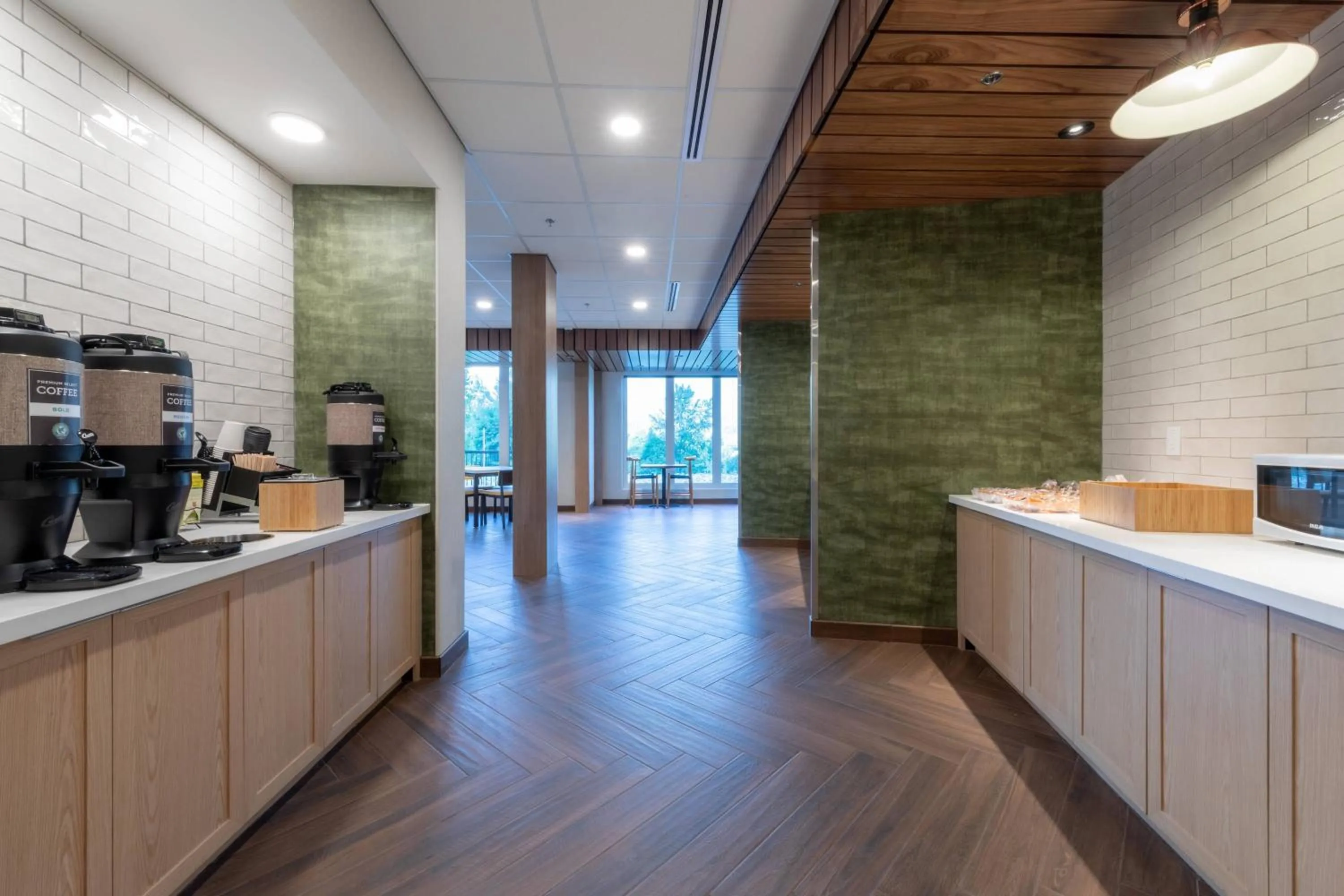 Breakfast in Fairfield by Marriott Inn & Suites Revelstoke