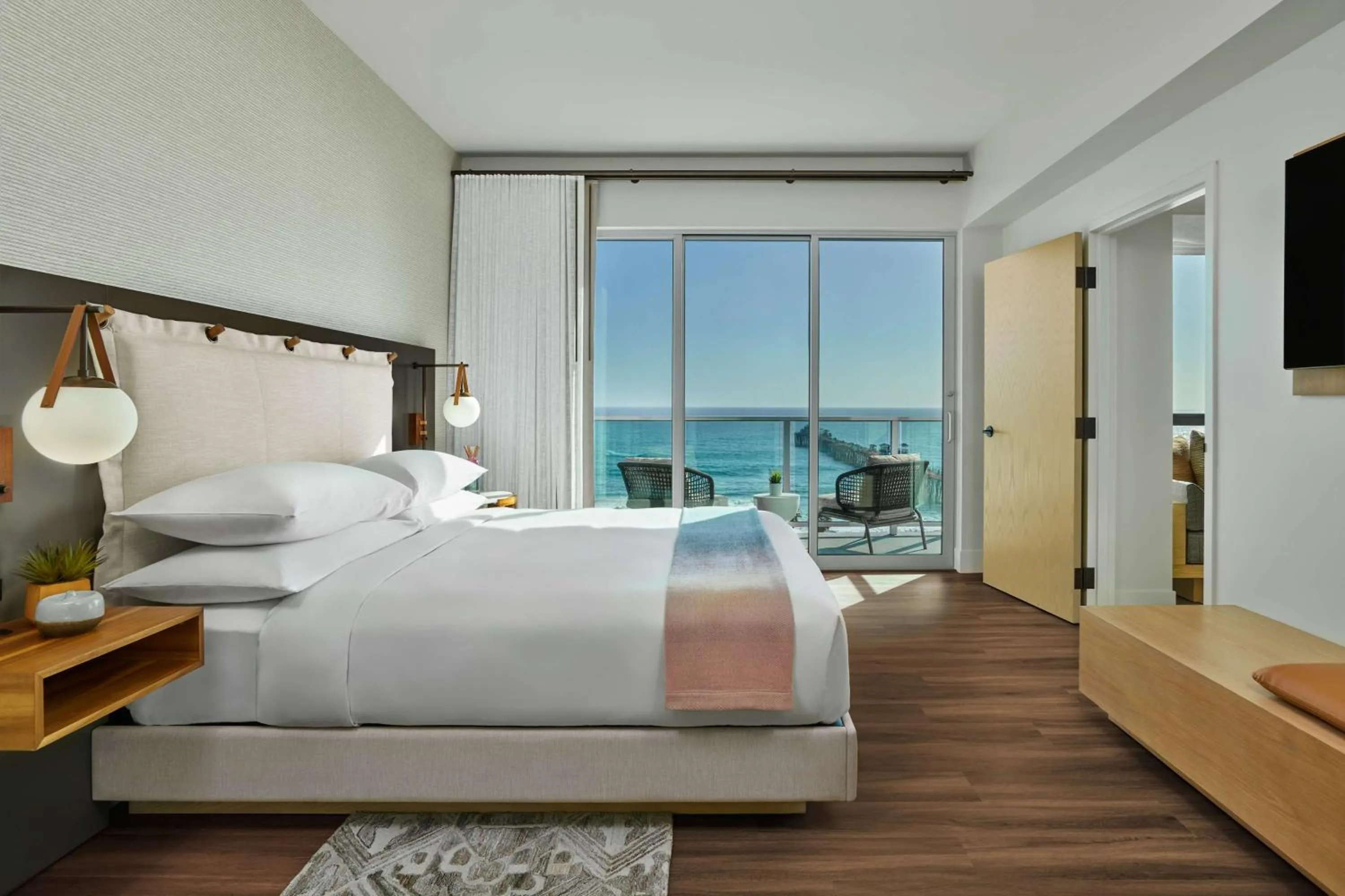 Photo of the whole room, Bed in Mission Pacific Beach Resort, part of JdV by Hyatt