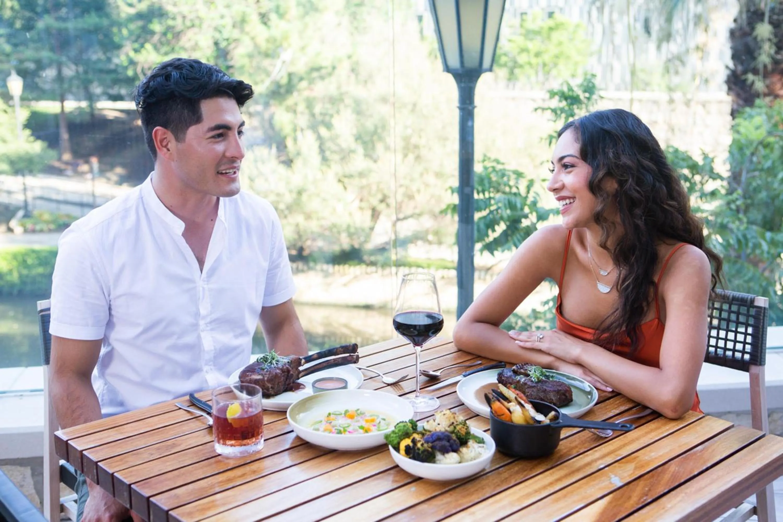 Thompson San Antonio - Riverwalk, by Hyatt